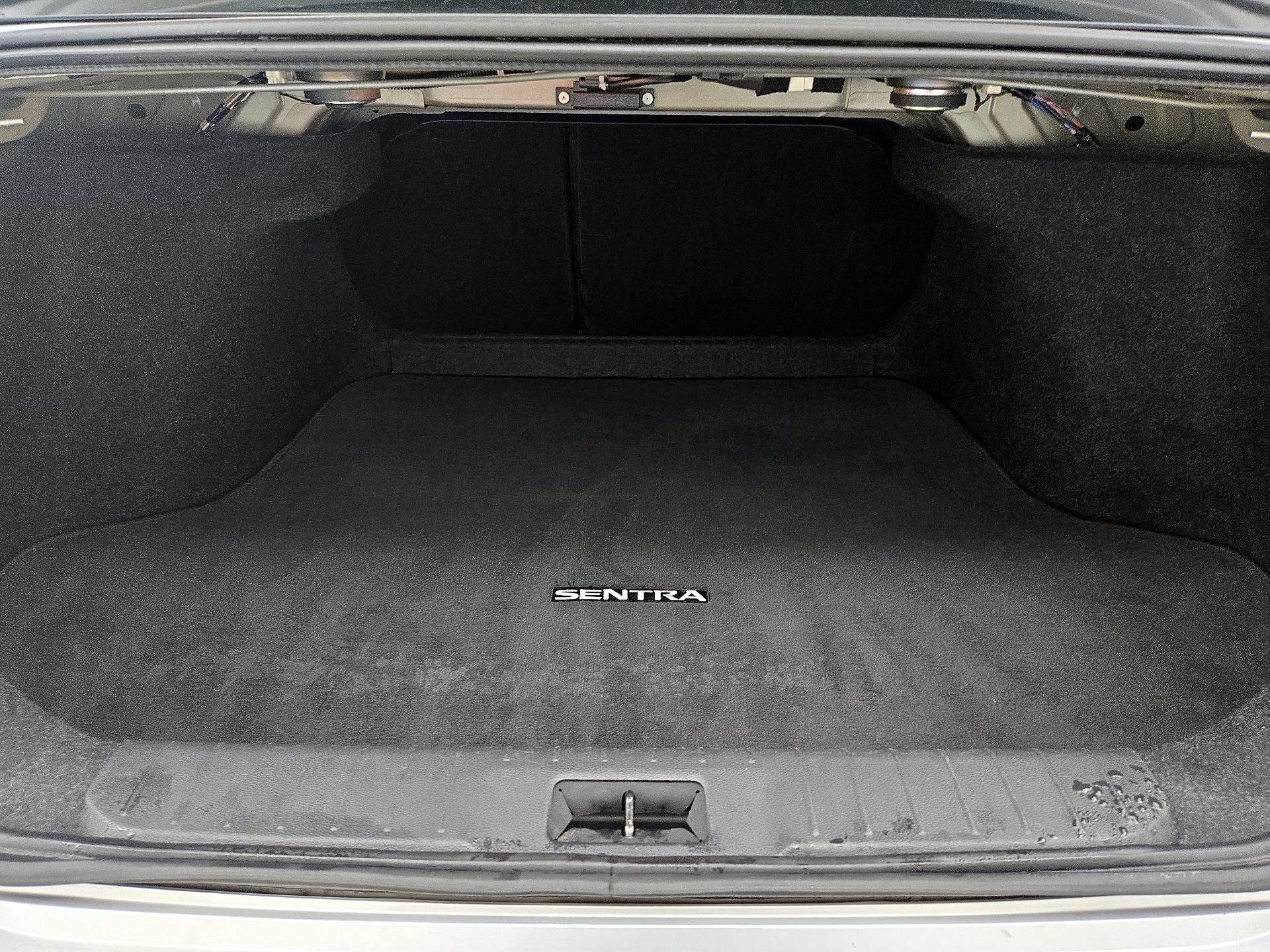 Thumbnail: 2021 Nissan Sentra - 20