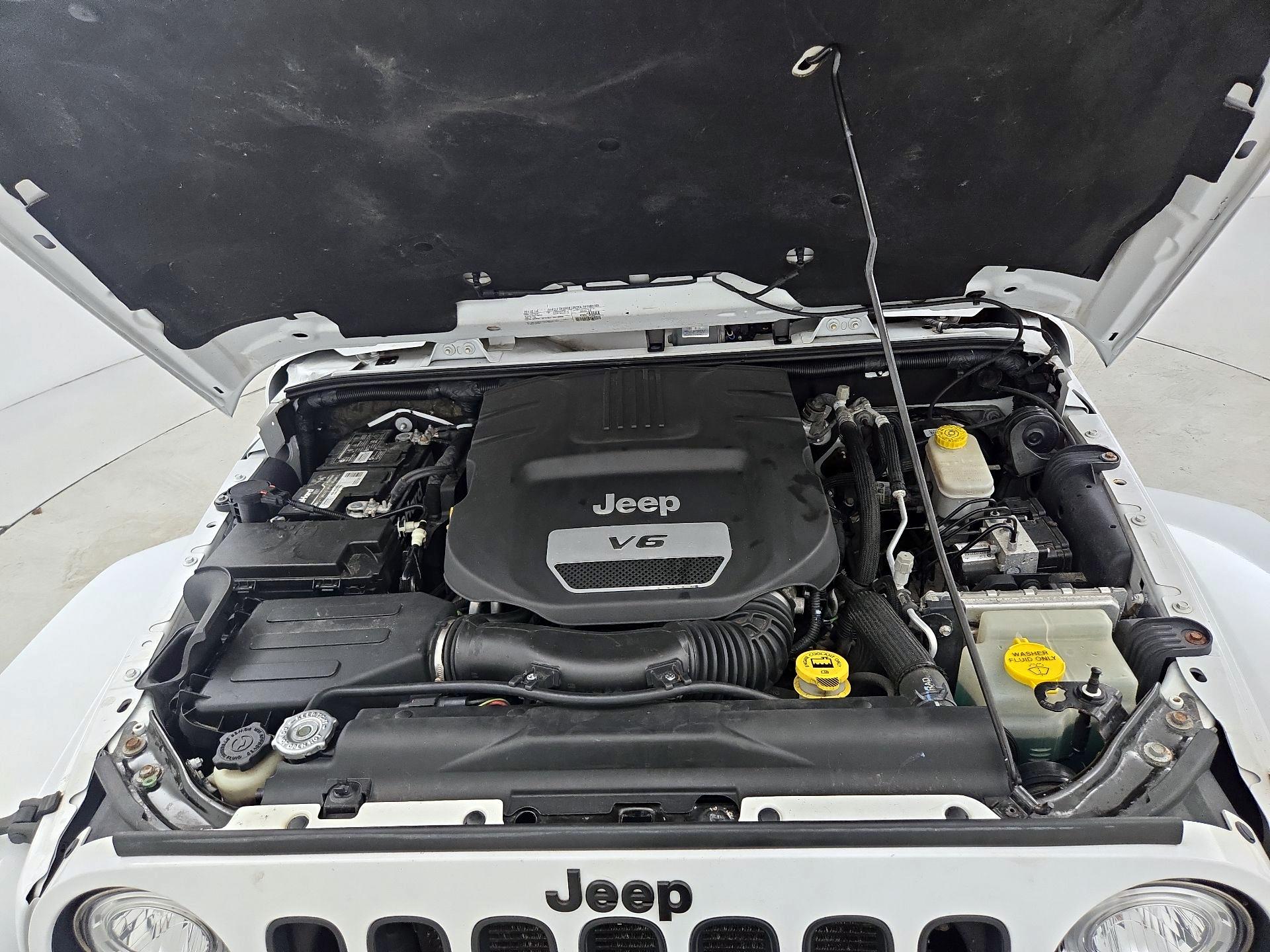 Thumbnail: 2017 Jeep Wrangler - 19