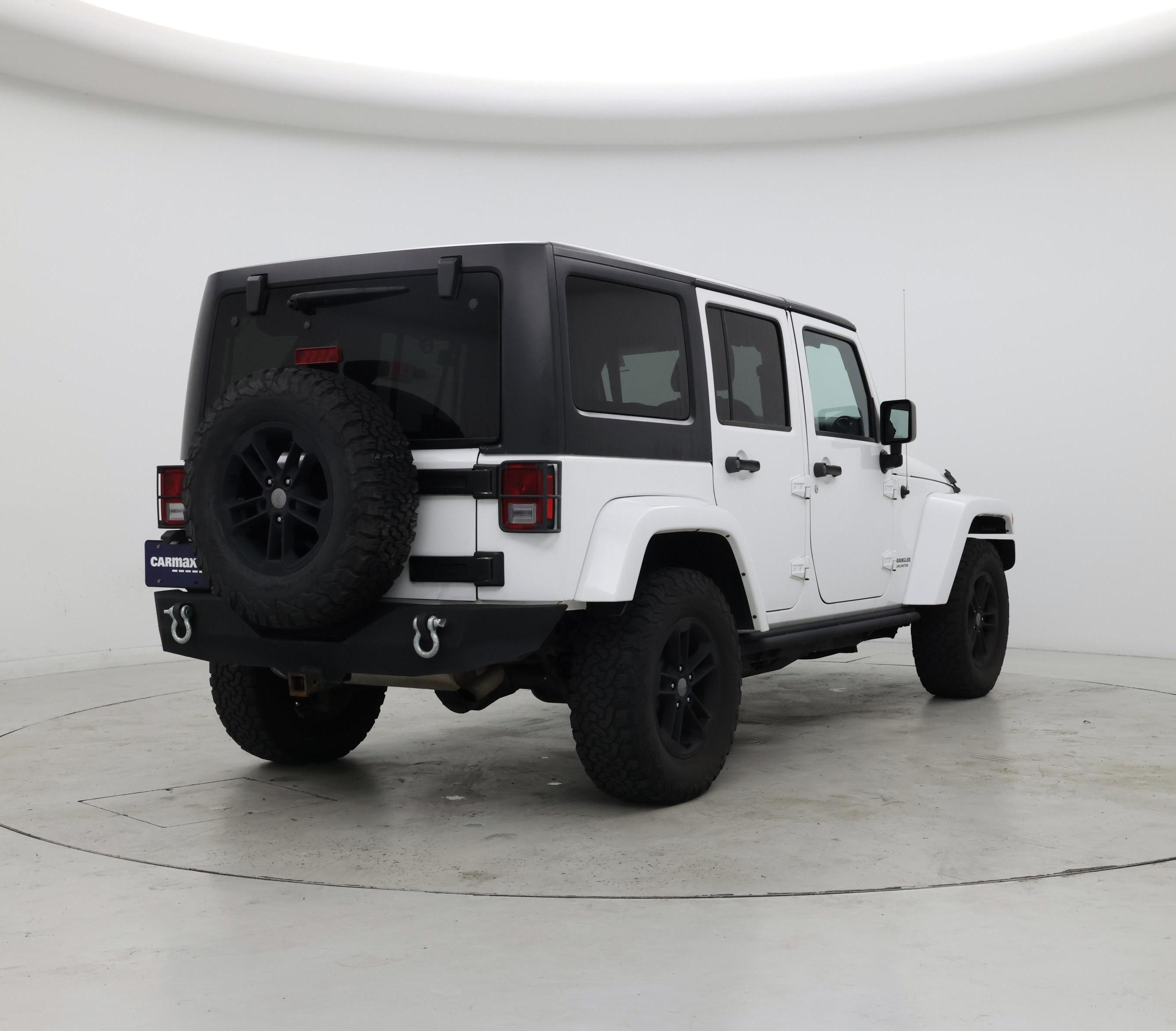 Thumbnail: 2017 Jeep Wrangler - 8