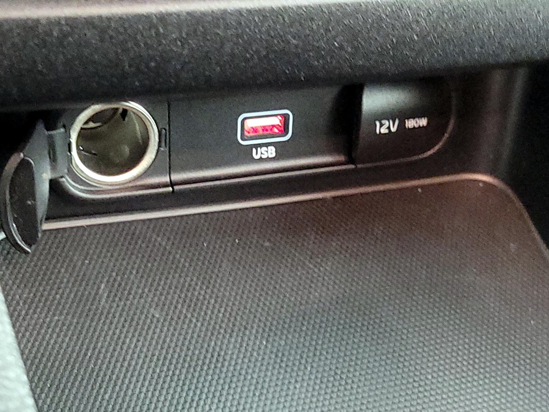 Thumbnail: 2023 Kia Forte - 18