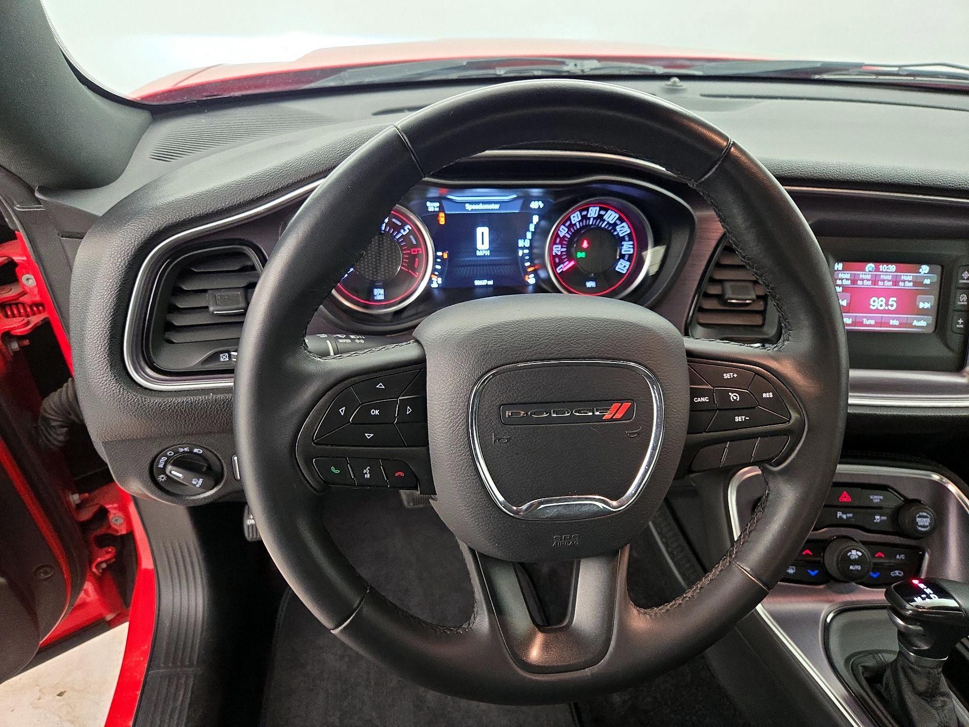 Thumbnail: 2017 Dodge Challenger - 10