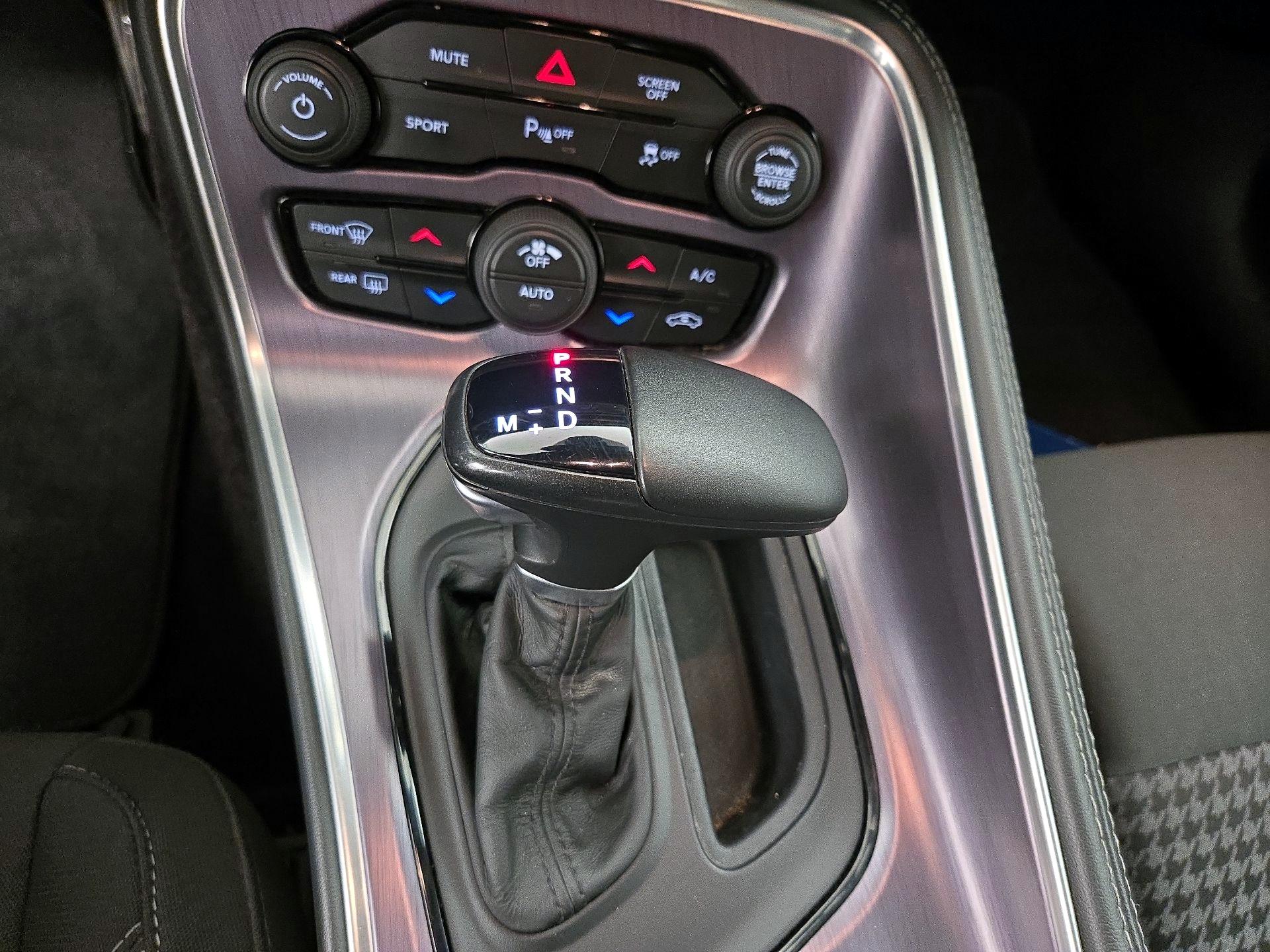 Thumbnail: 2017 Dodge Challenger - 16