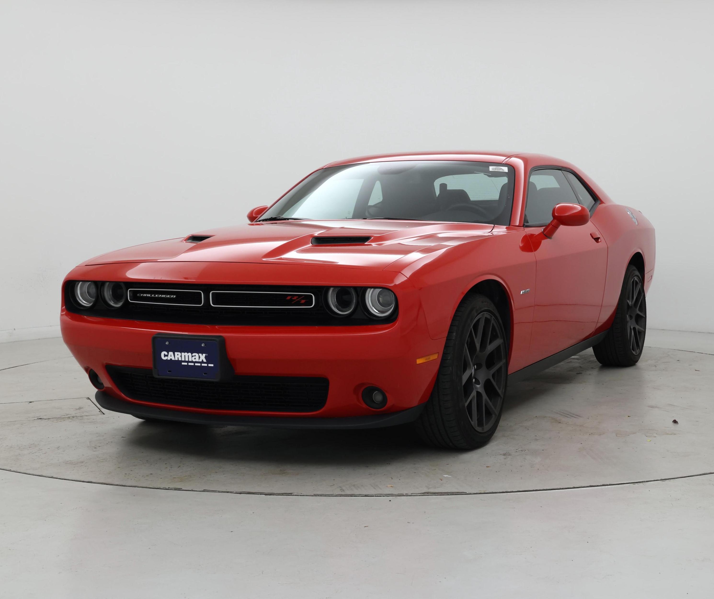 Thumbnail: 2017 Dodge Challenger - 4