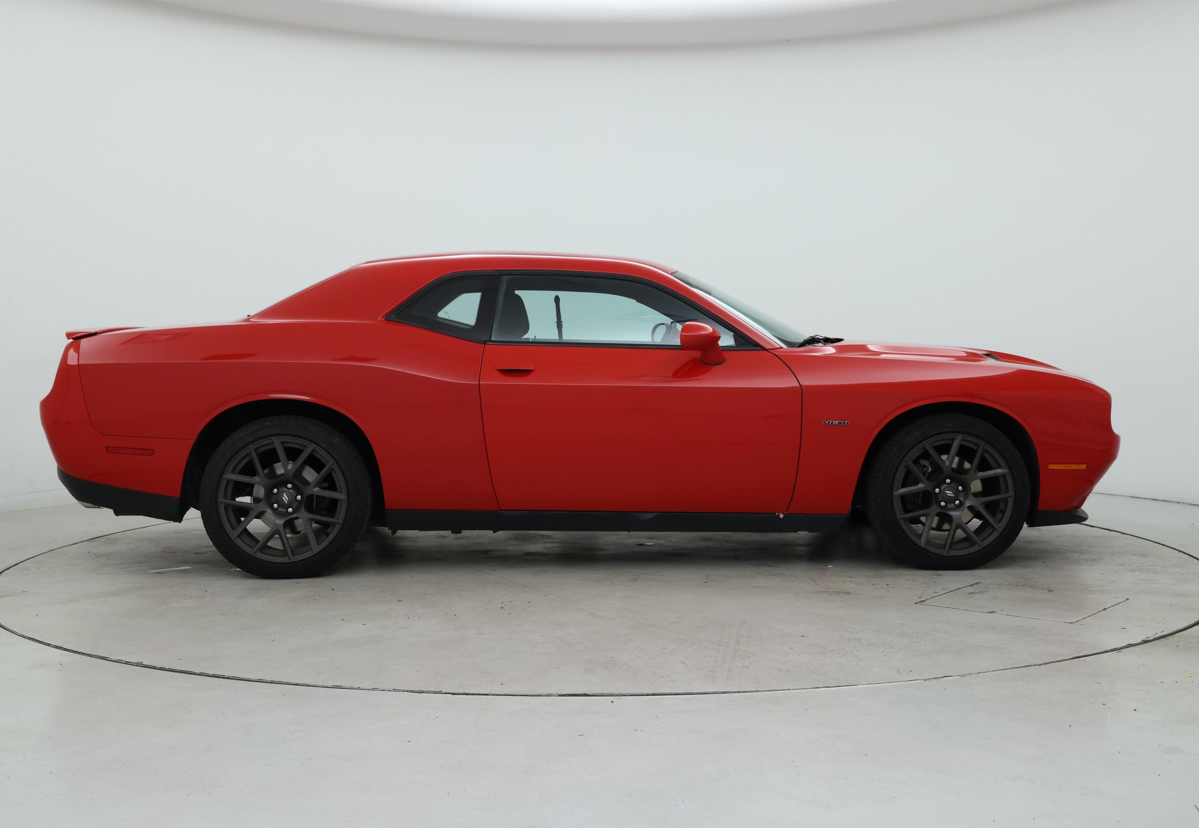 Thumbnail: 2017 Dodge Challenger - 7