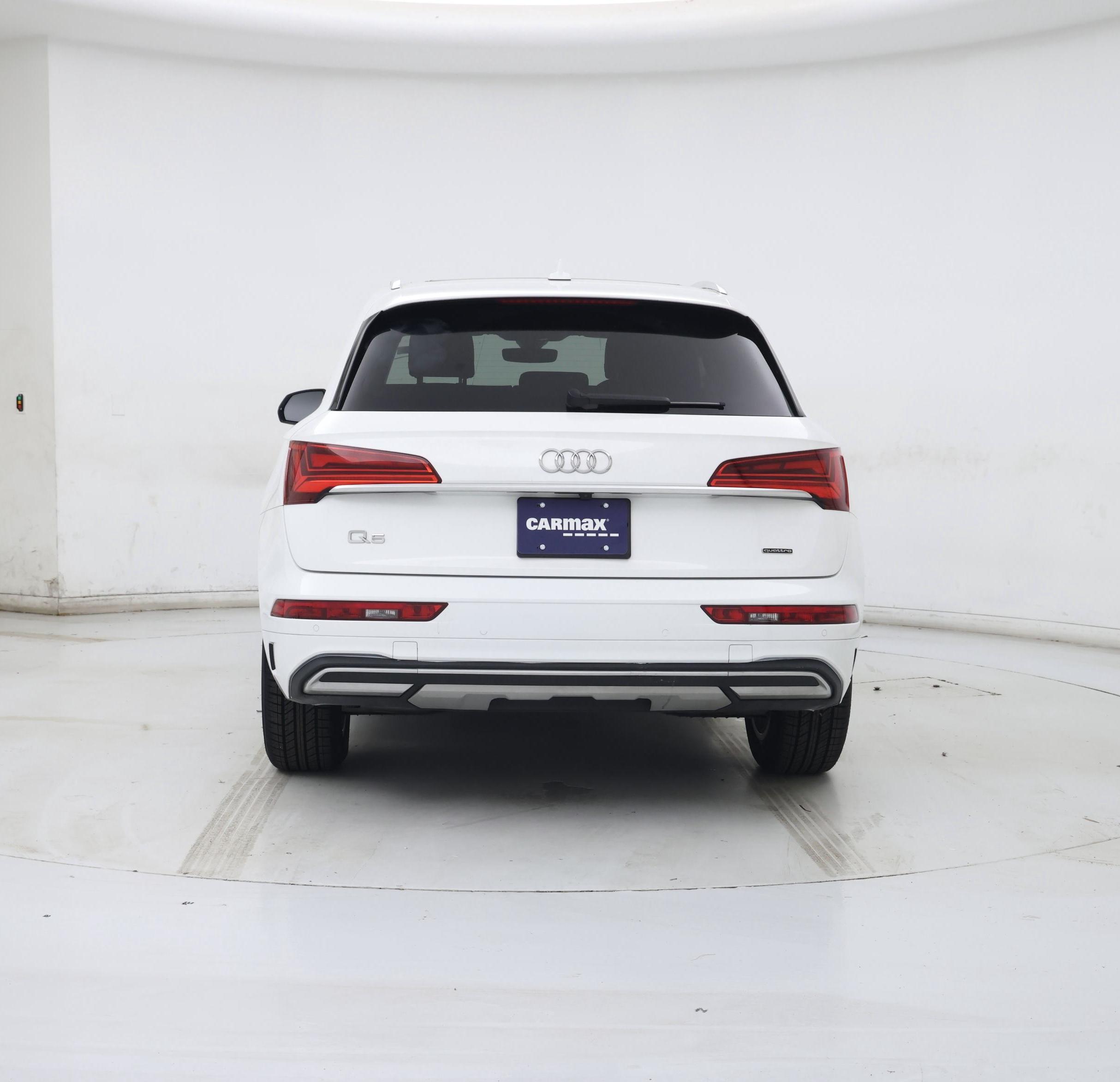 Thumbnail: 2023 Audi Q5 - 6