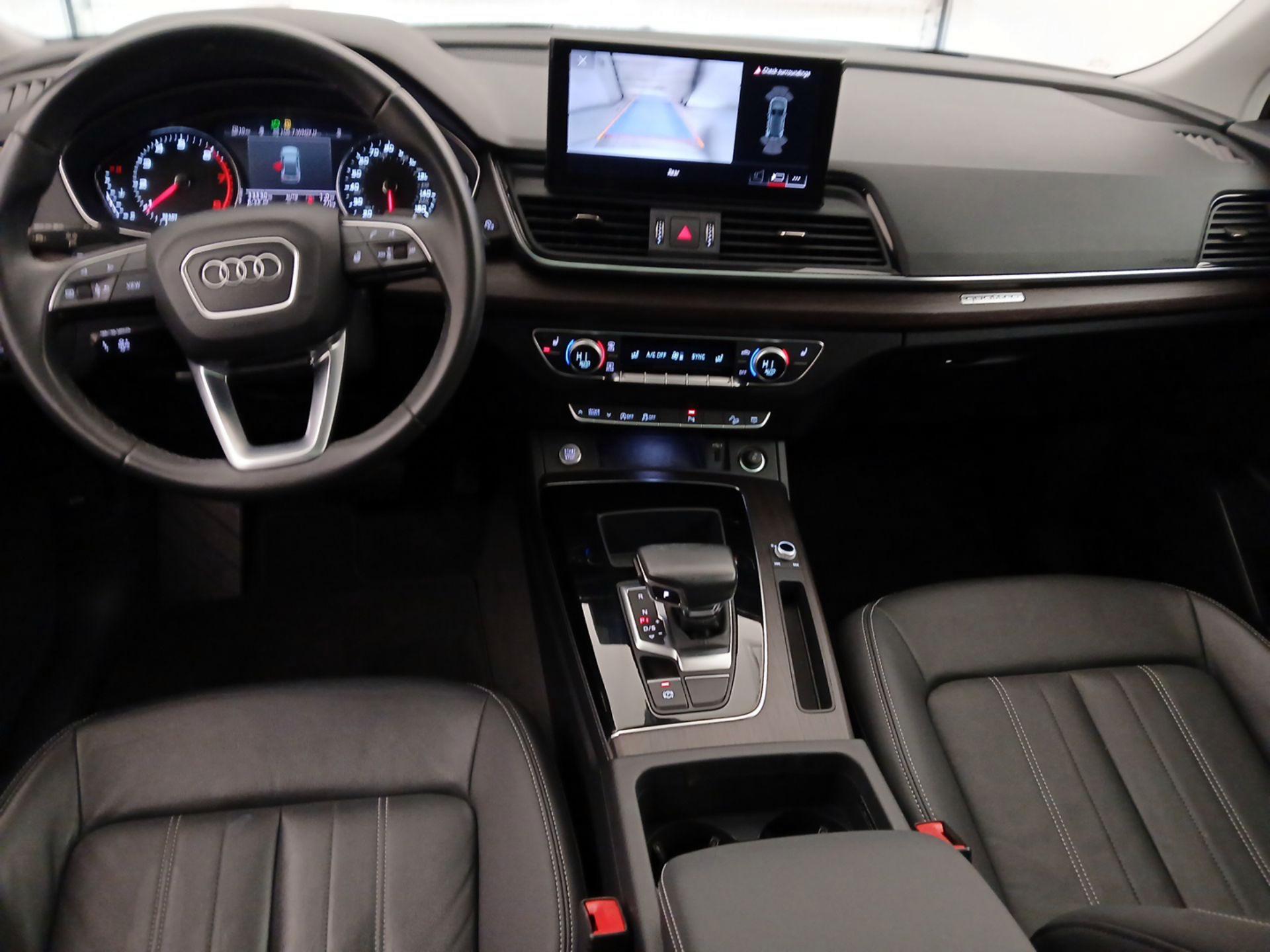 Thumbnail: 2022 Audi Q5 - 9