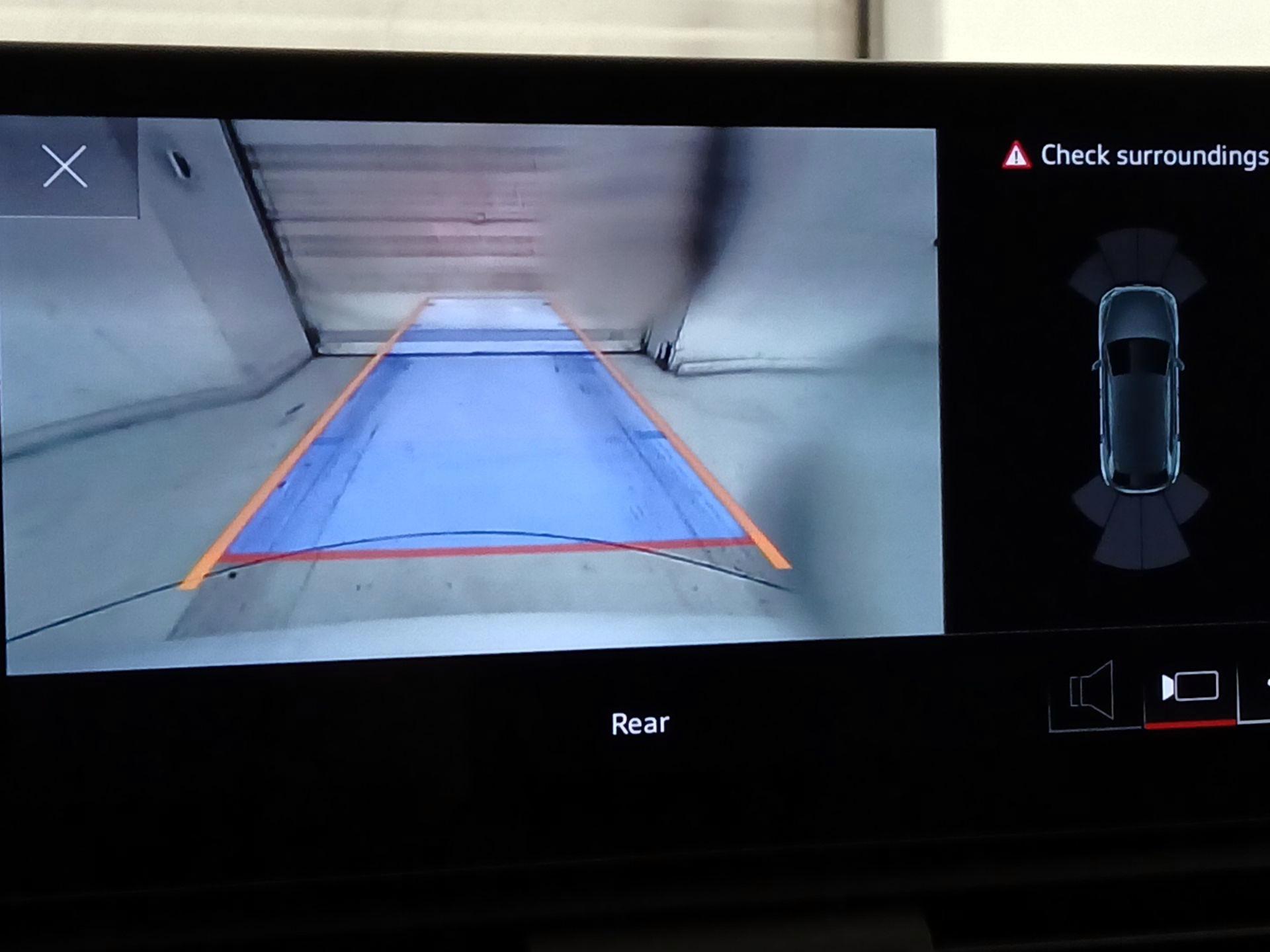 Thumbnail: 2022 Audi Q5 - 14