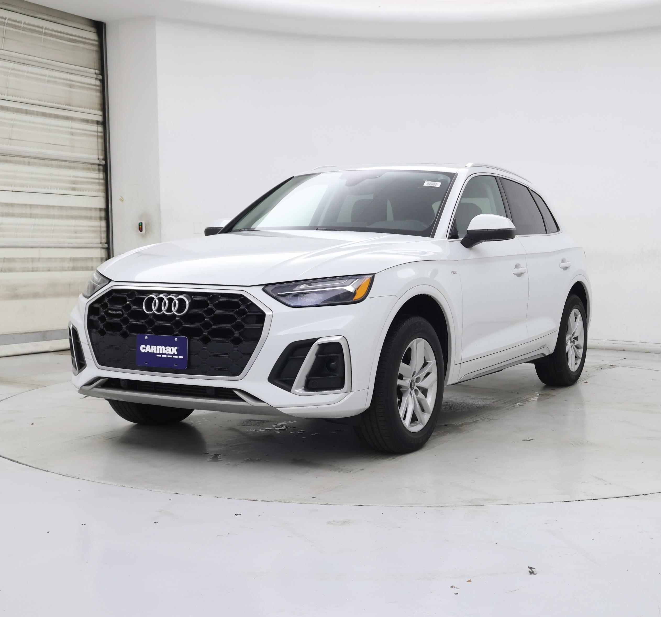 Thumbnail: 2022 Audi Q5 - 4