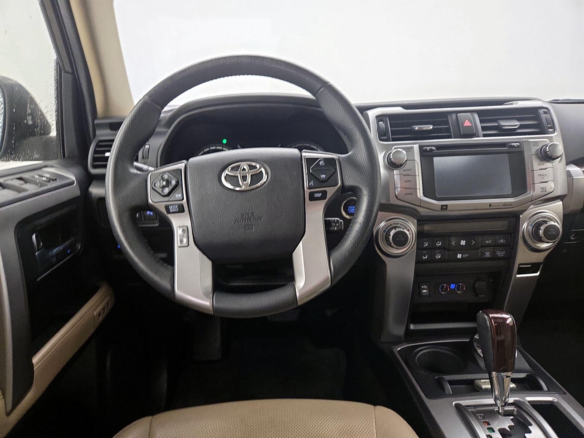 Thumbnail: 2014 Toyota 4Runner - 10