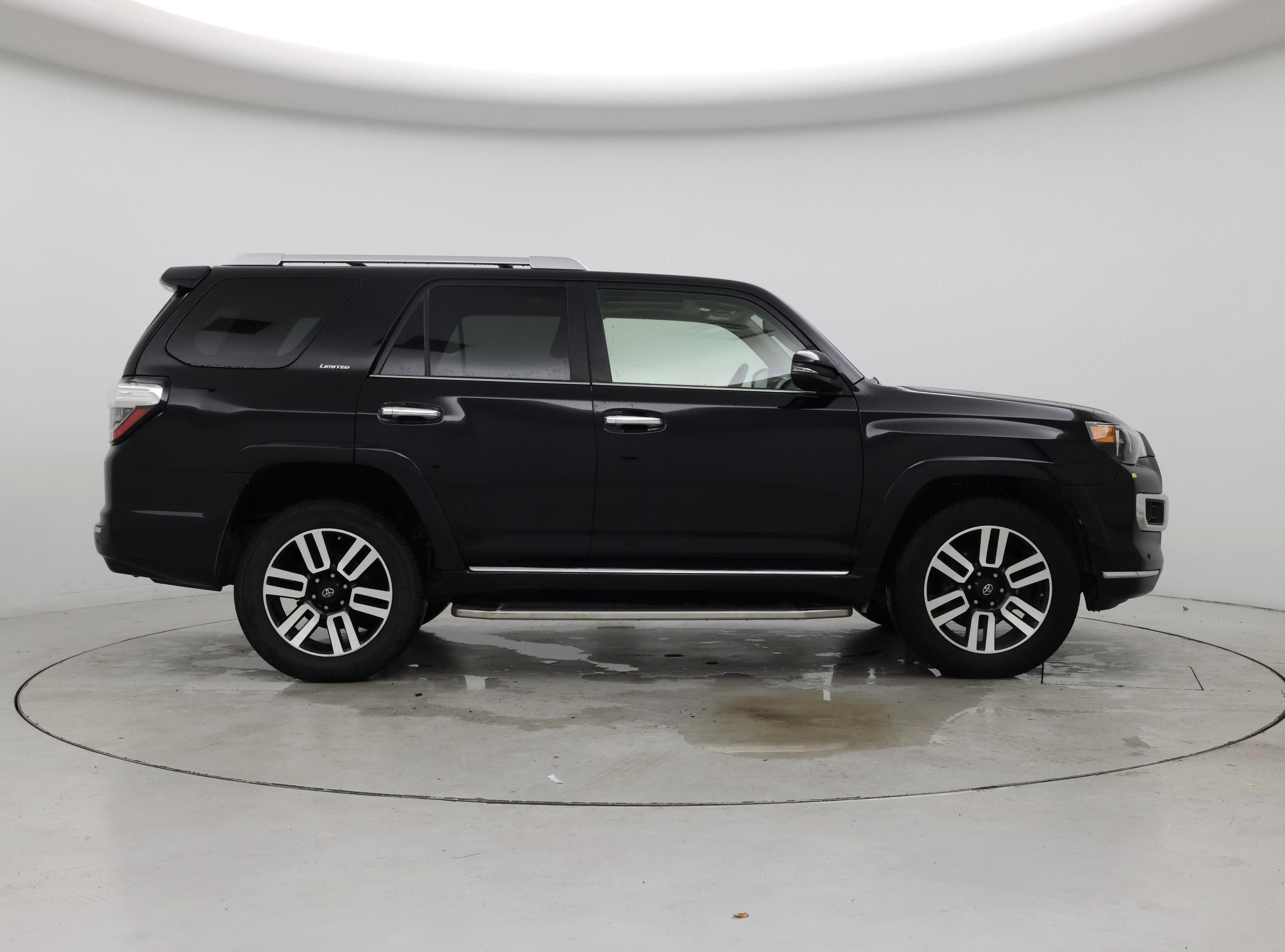 Thumbnail: 2014 Toyota 4Runner - 7