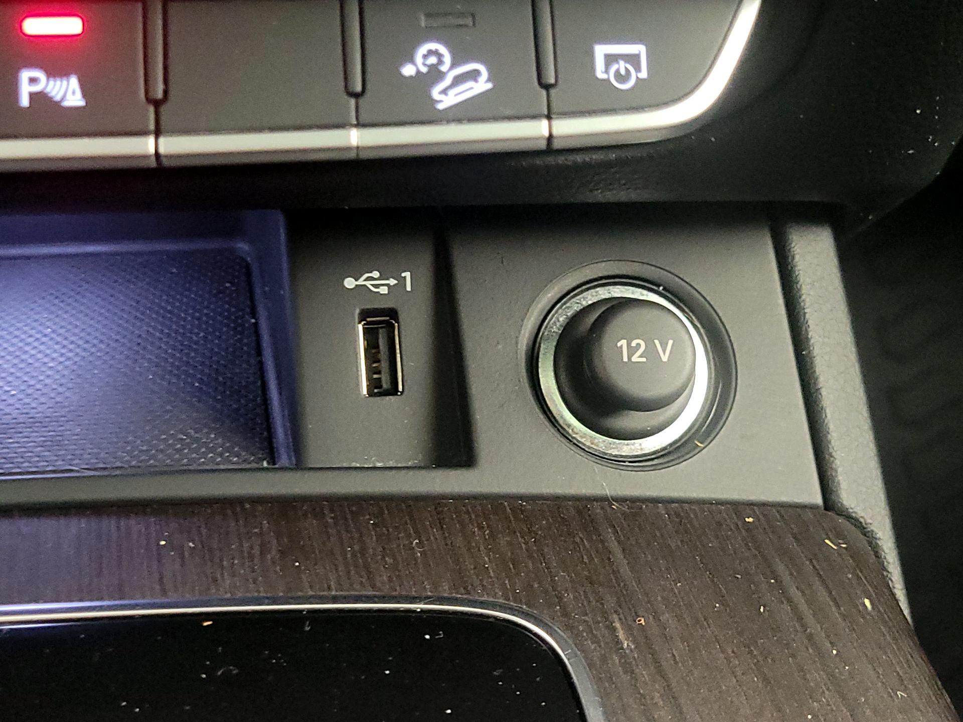 Thumbnail: 2023 Audi Q5 - 18