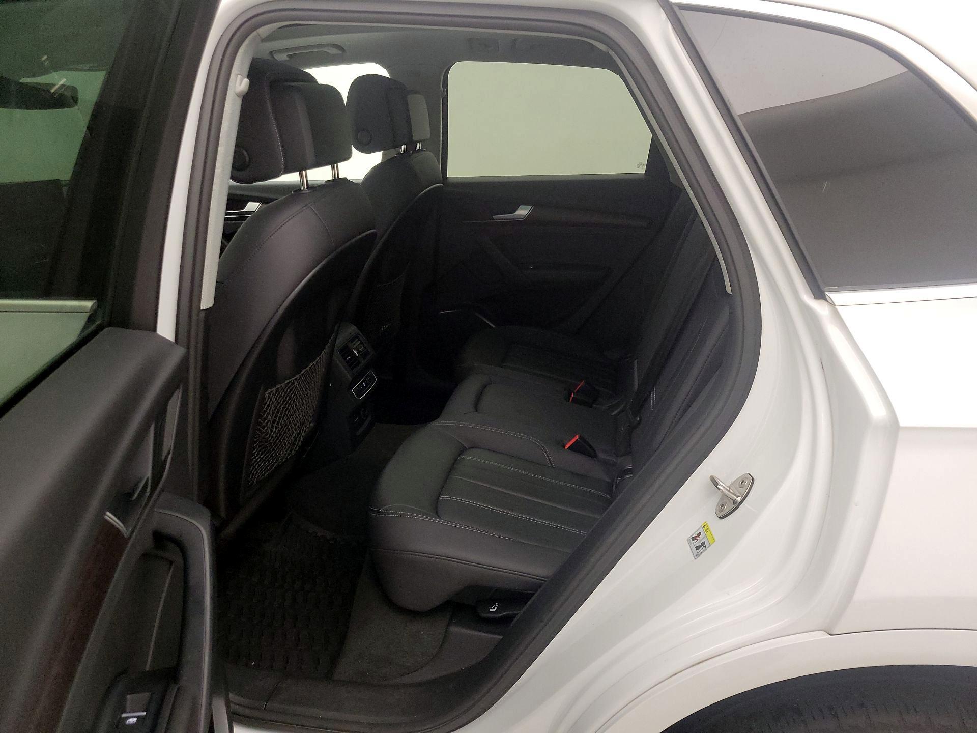 Thumbnail: 2023 Audi Q5 - 20