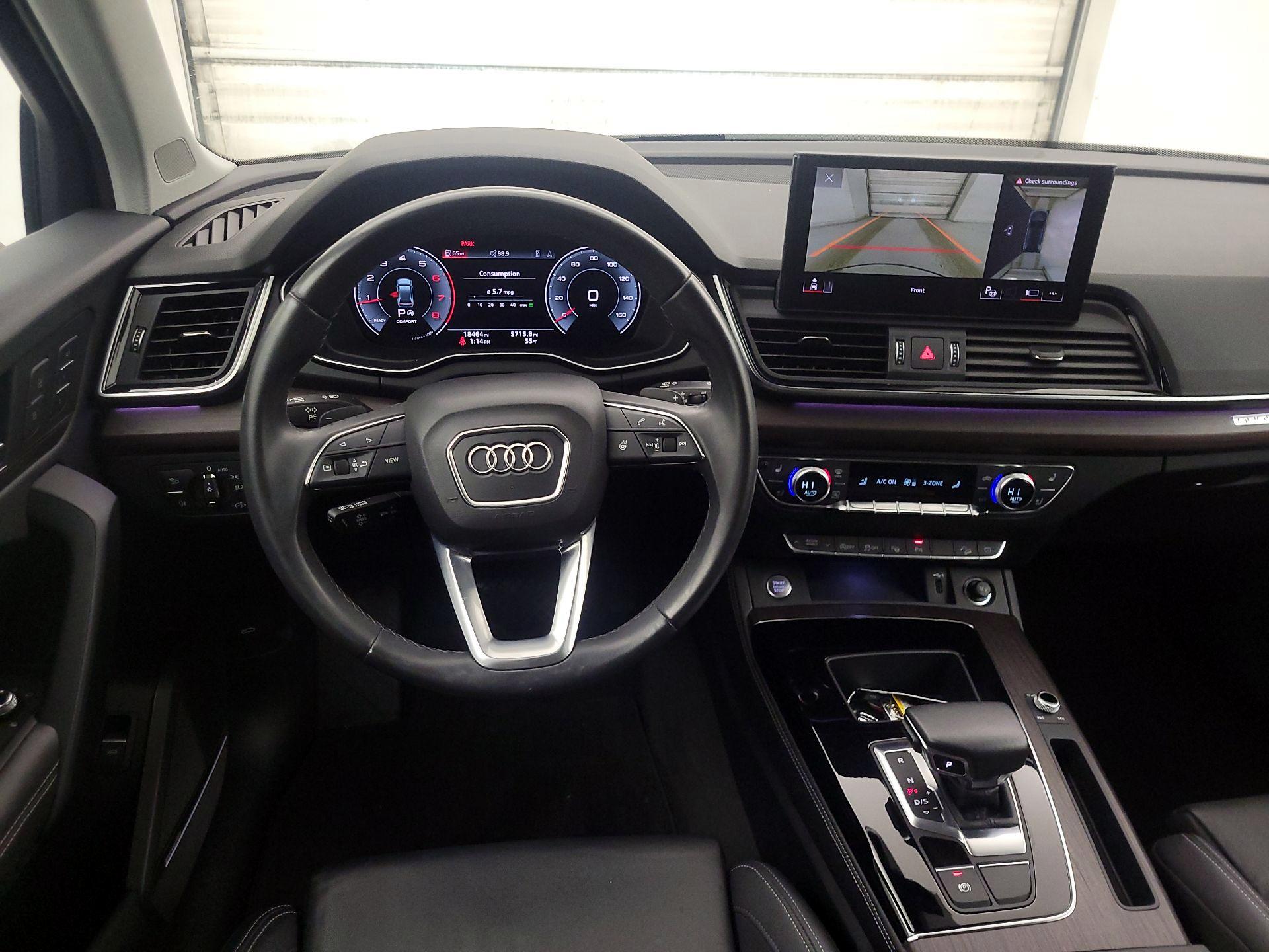 Thumbnail: 2023 Audi Q5 - 10