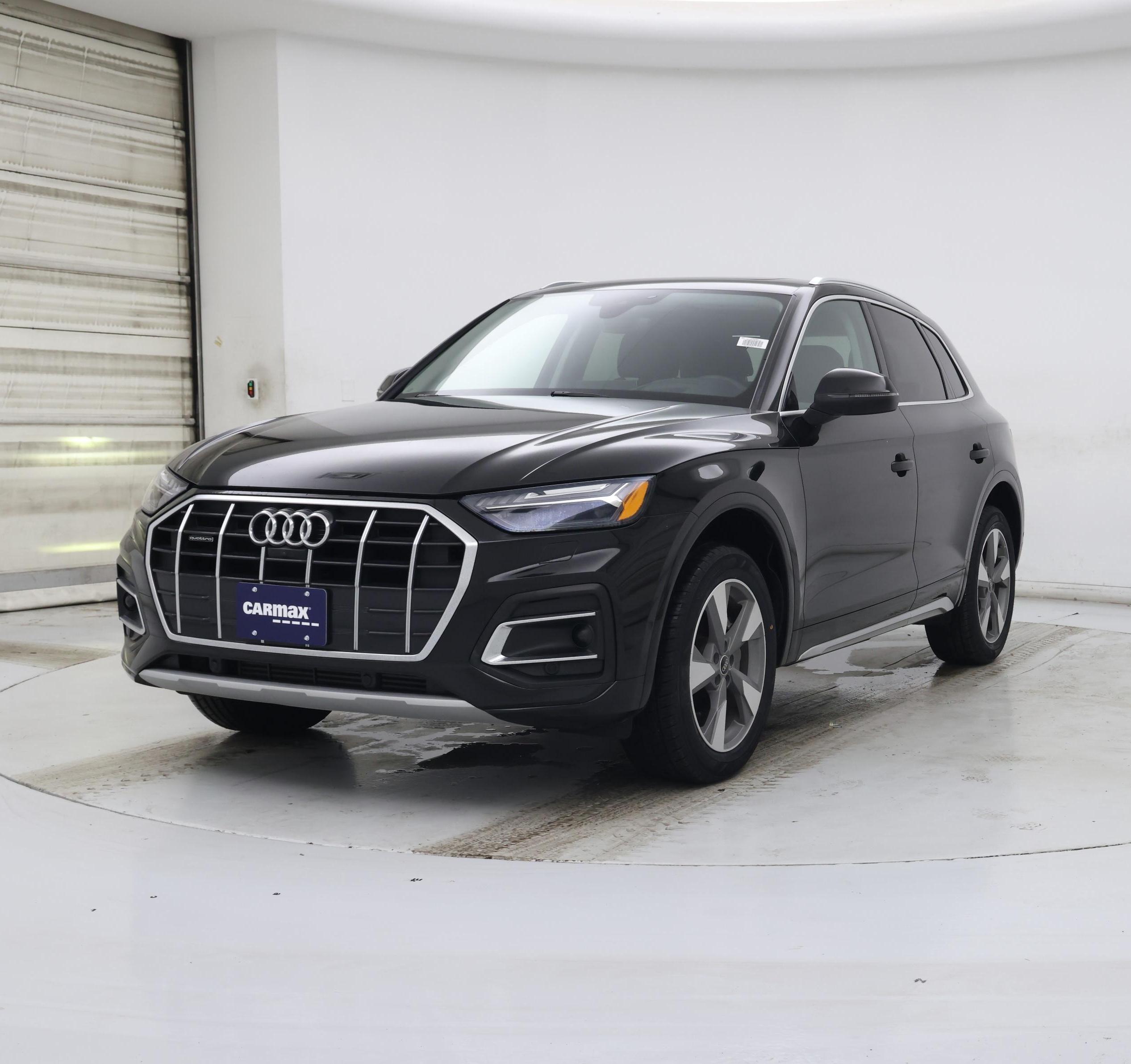 Thumbnail: 2023 Audi Q5 - 4