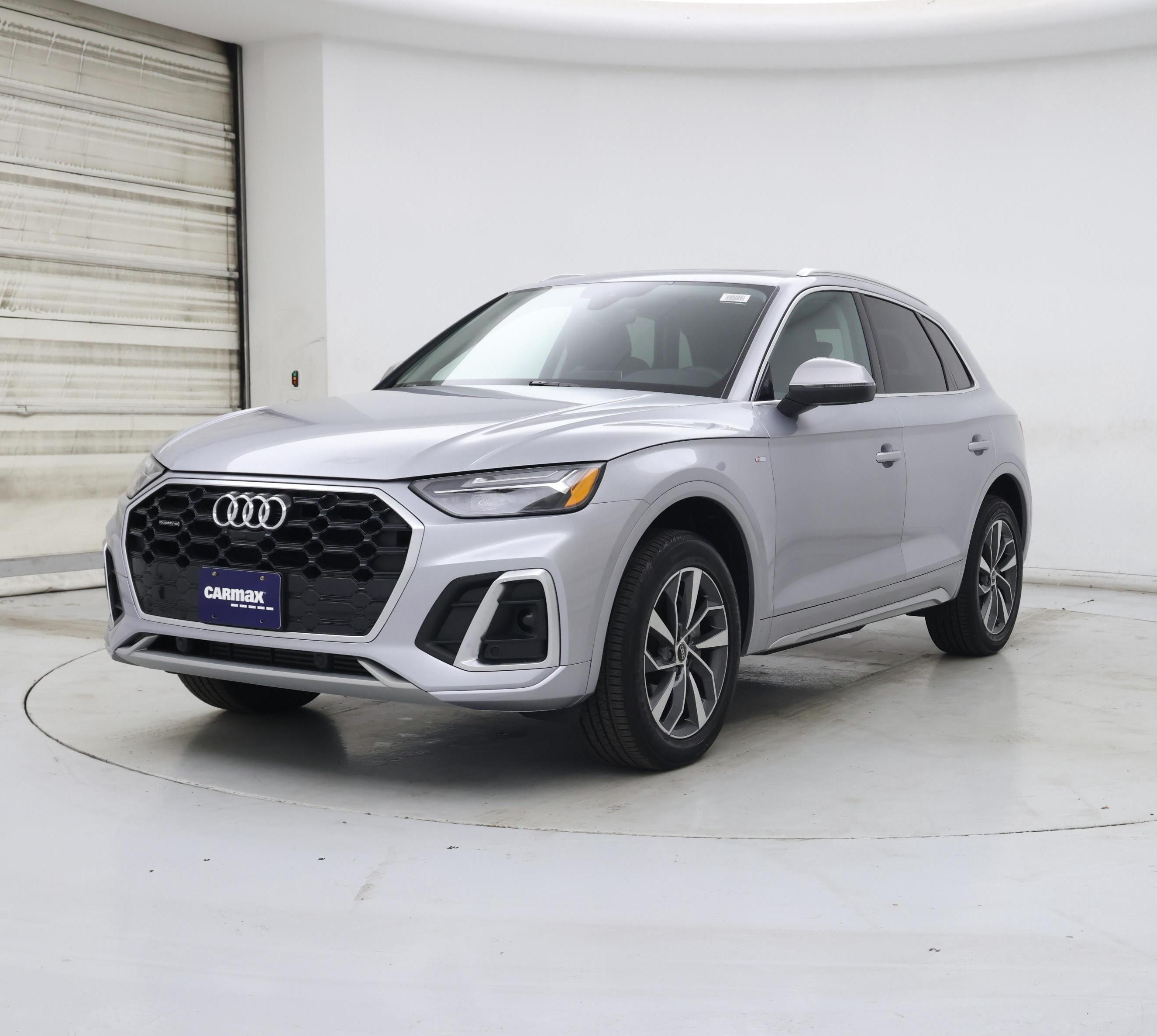 Thumbnail: 2023 Audi Q5 - 4