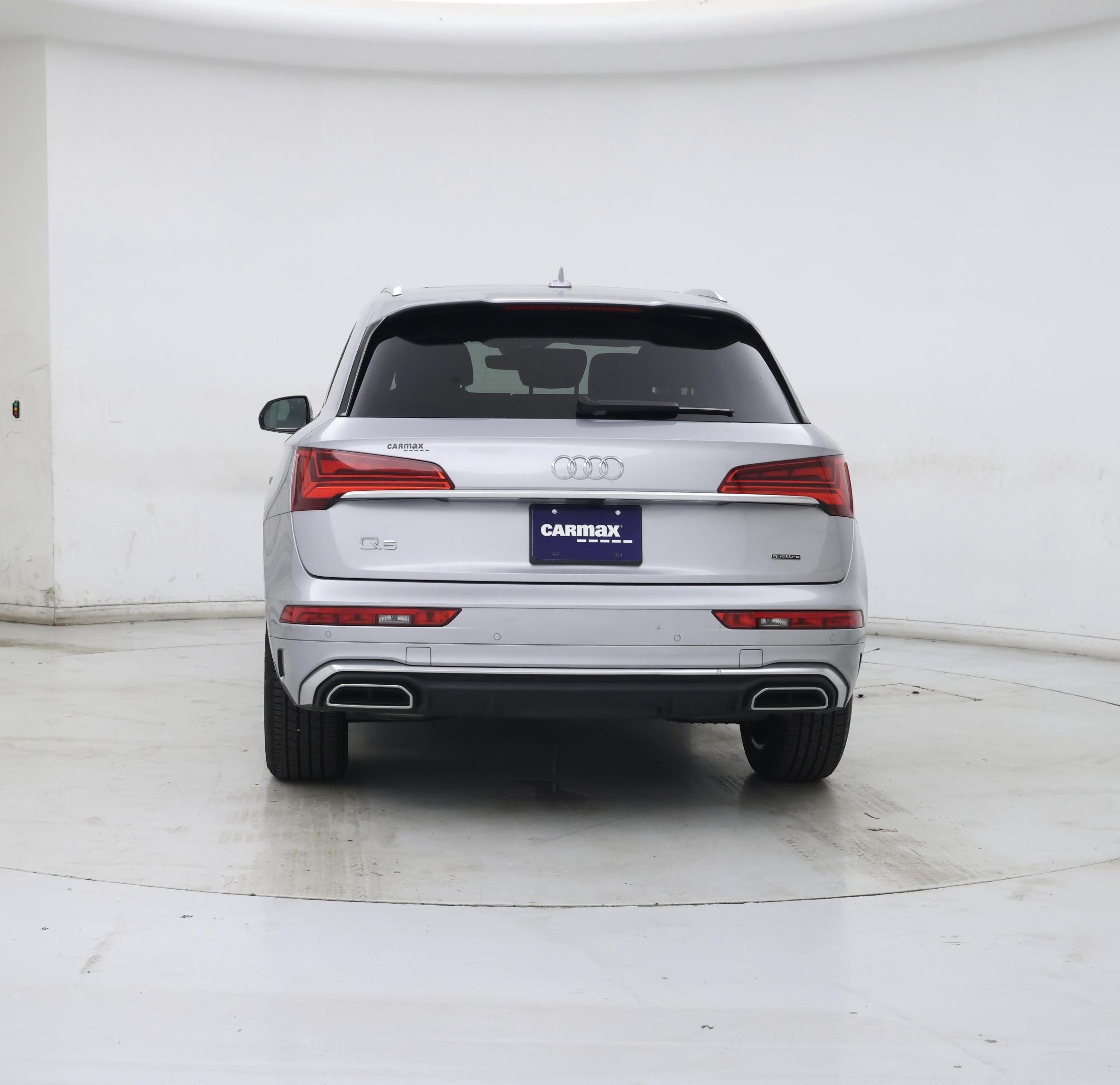 Thumbnail: 2023 Audi Q5 - 6