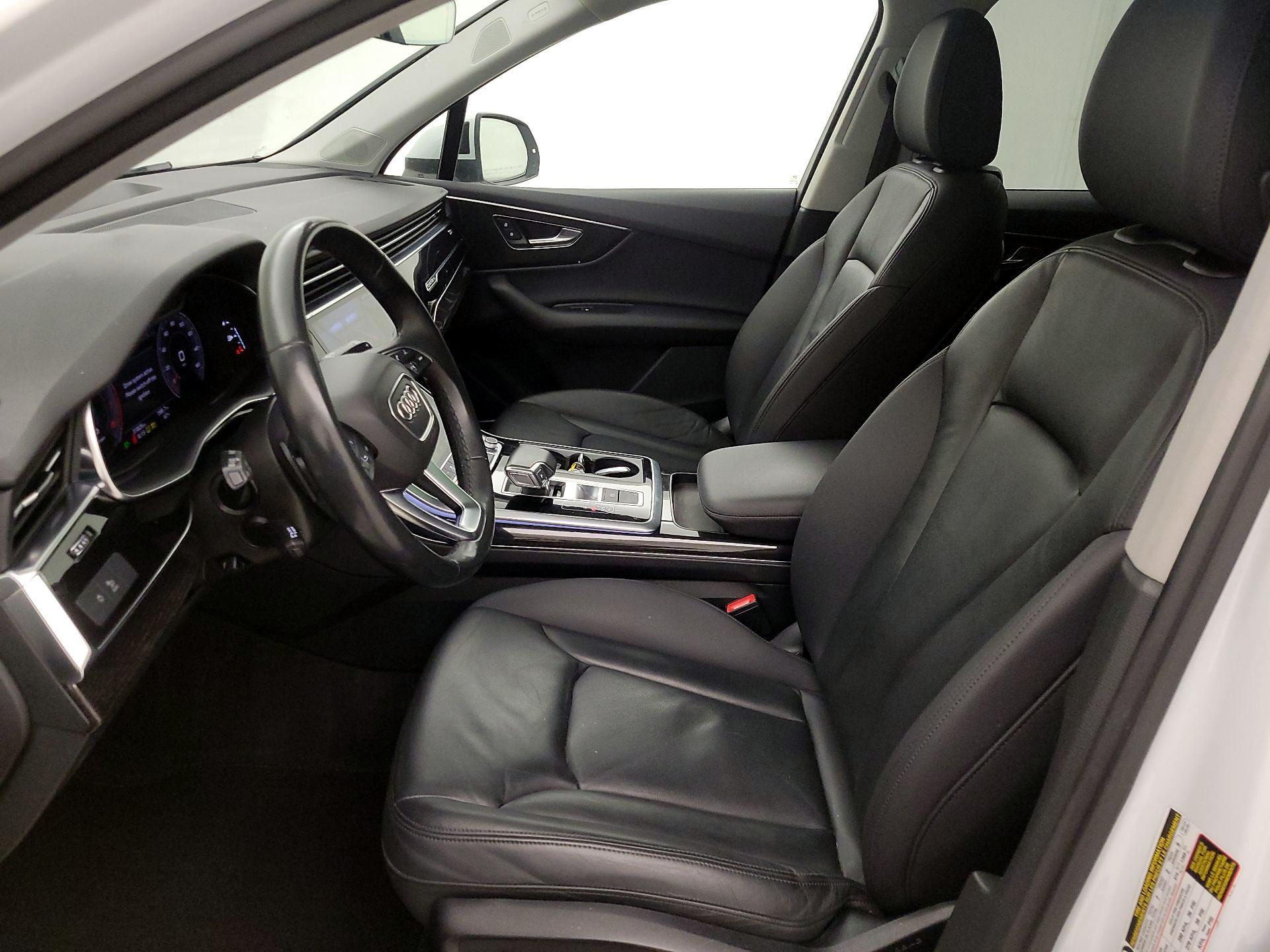 Thumbnail: 2022 Audi Q7 - 11