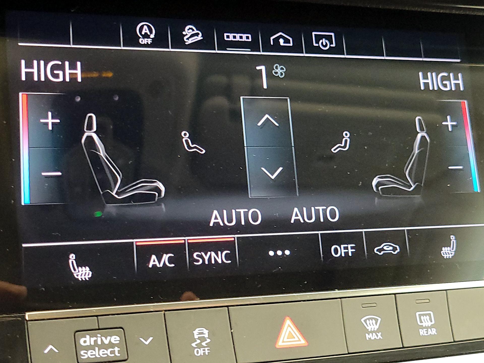 Thumbnail: 2022 Audi Q7 - 16