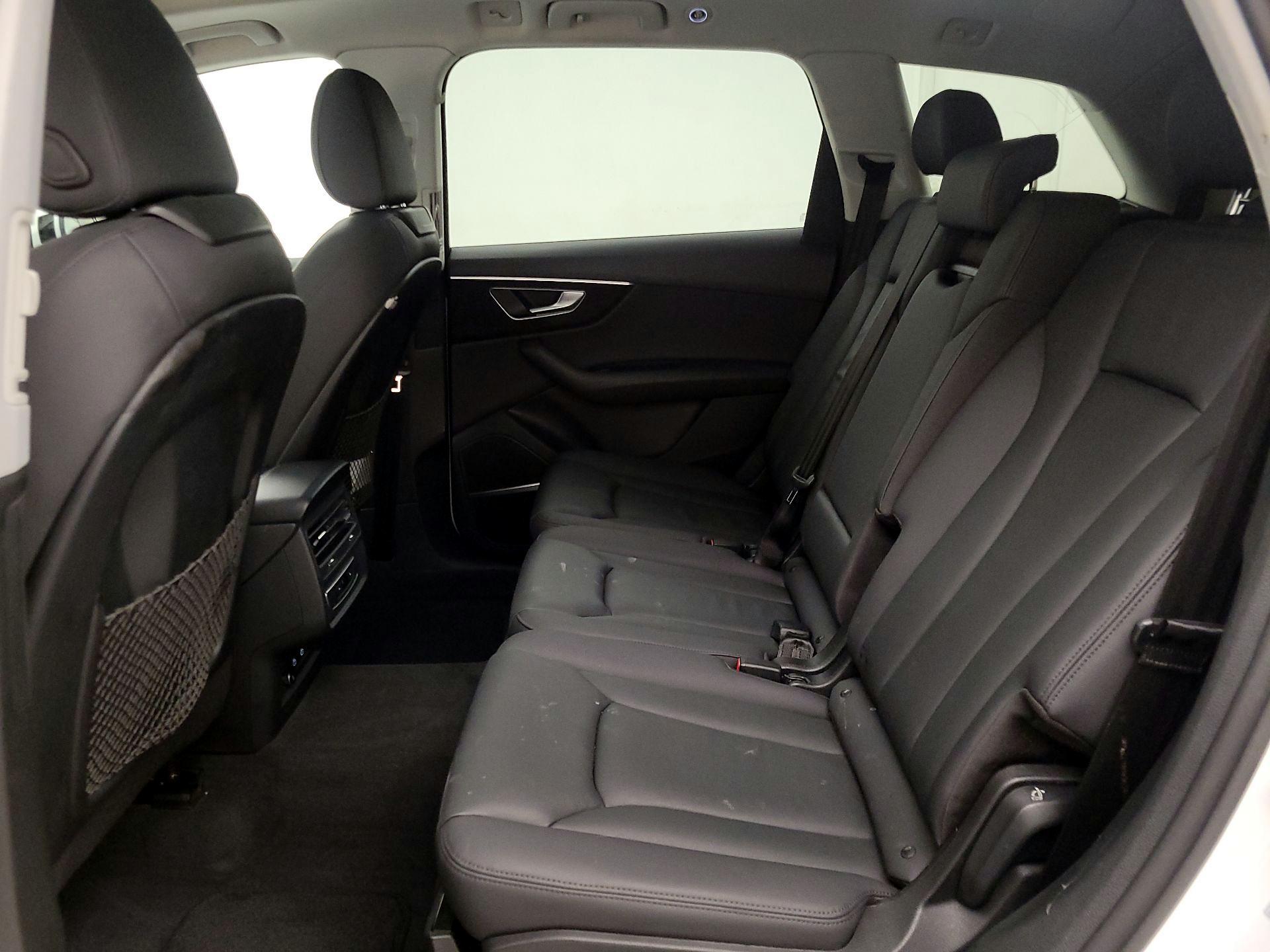 Thumbnail: 2022 Audi Q7 - 19