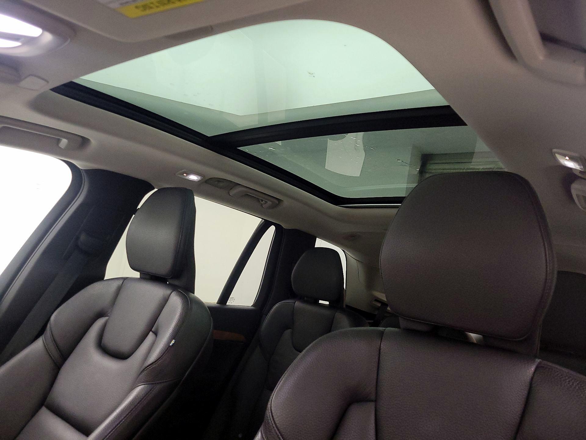 Thumbnail: 2023 Volvo XC90 - 20