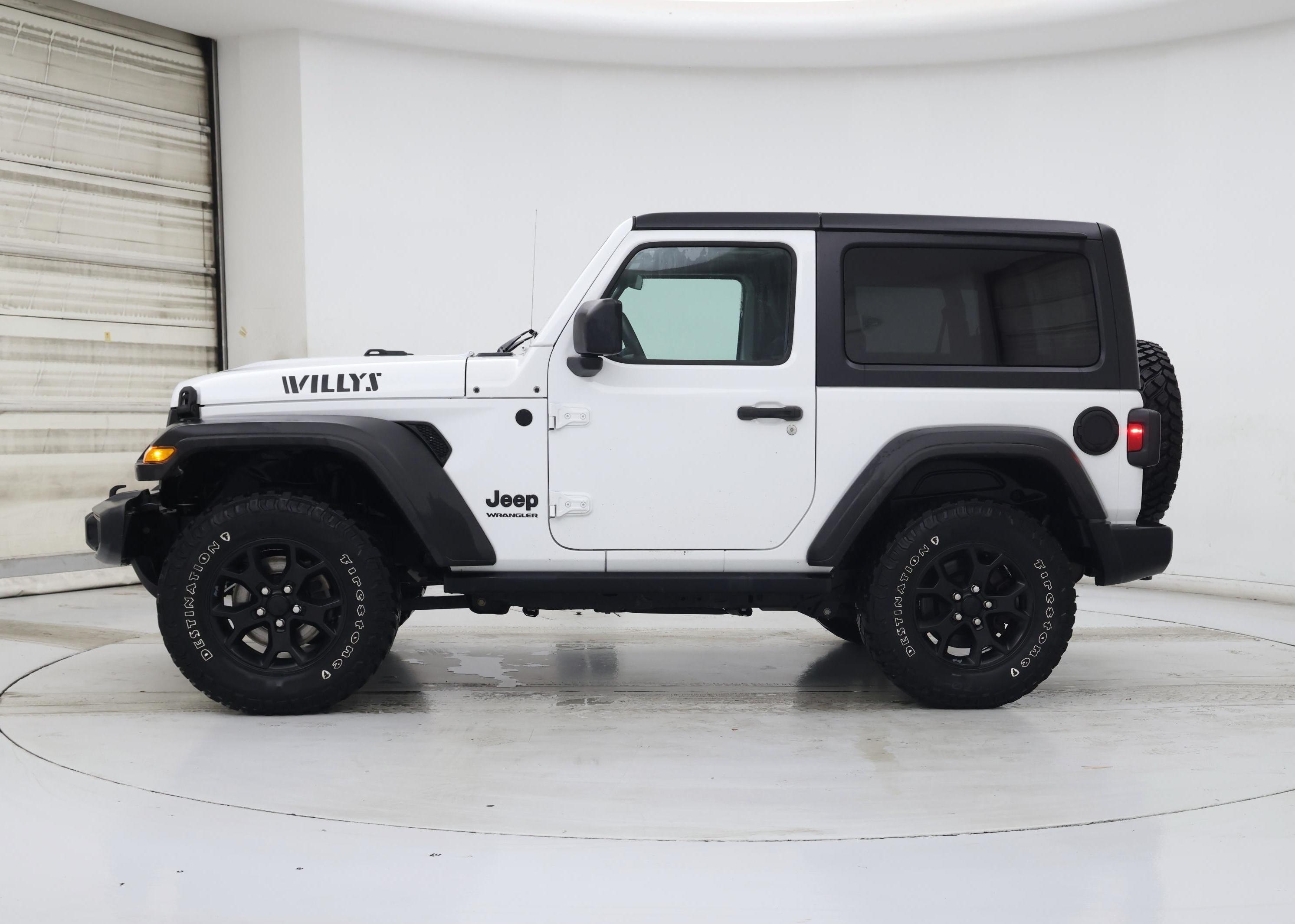 Thumbnail: 2021 Jeep Wrangler - 3