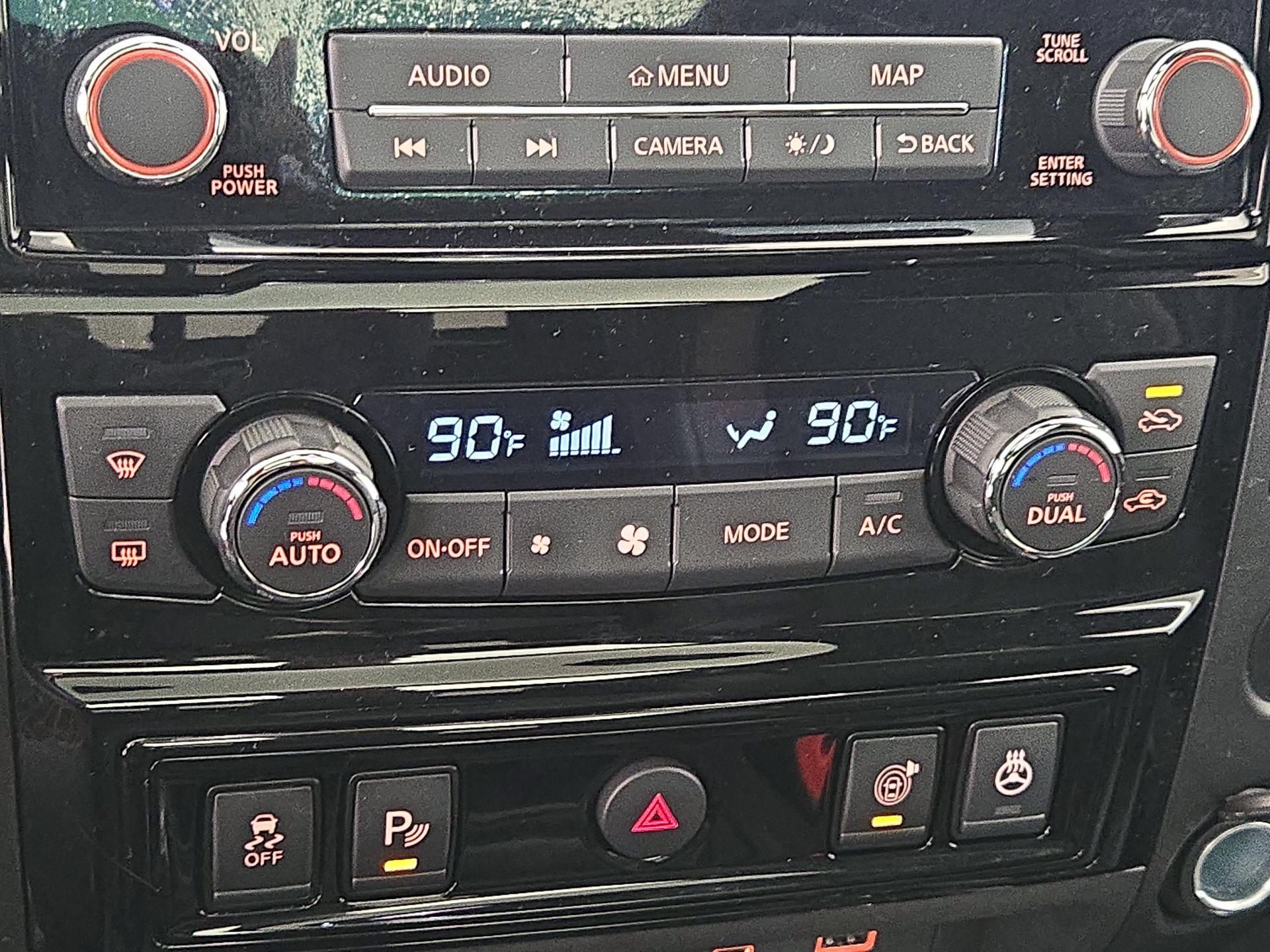 Thumbnail: 2023 Nissan Titan - 17