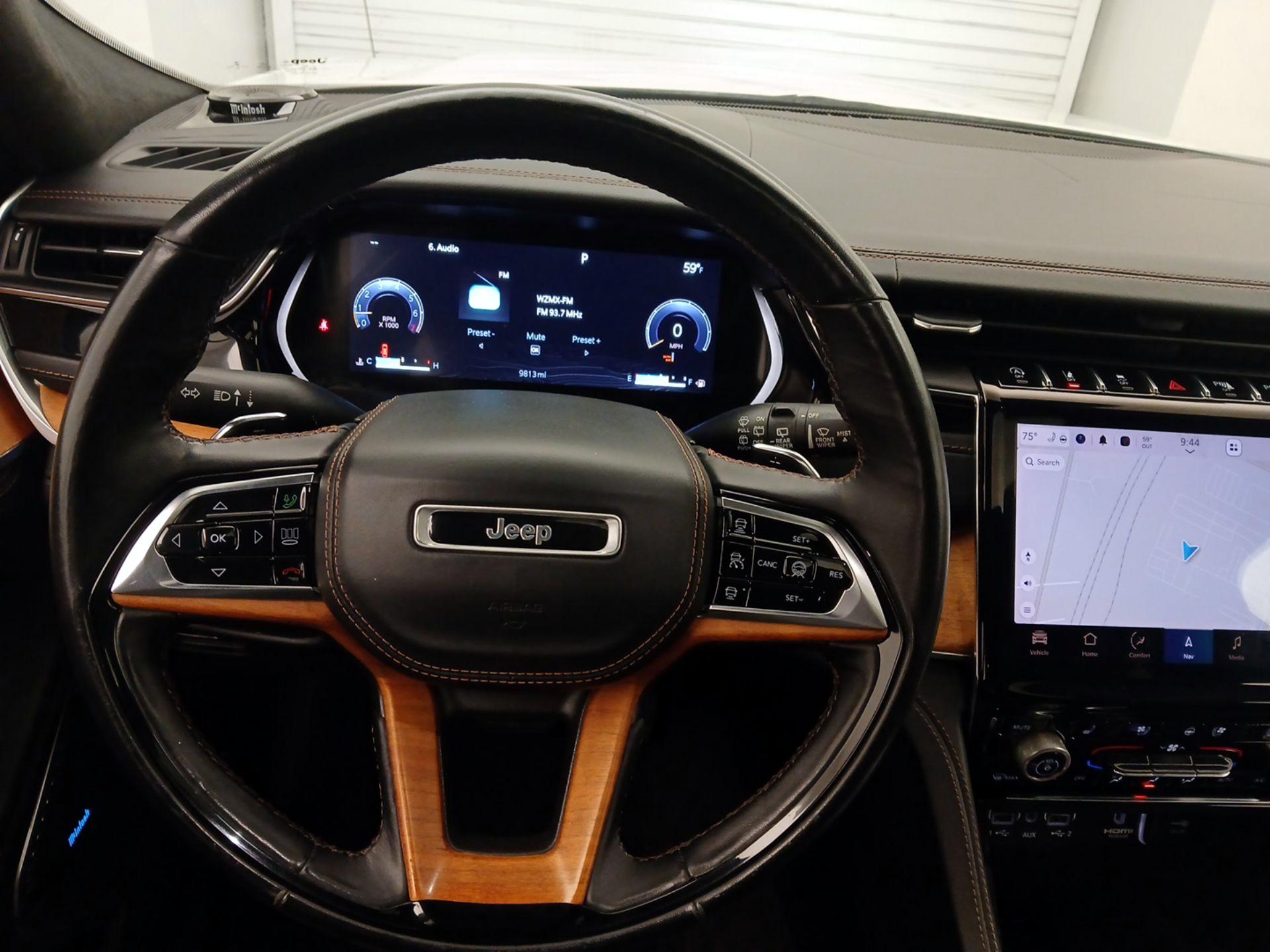 Thumbnail: 2023 Jeep Grand Cherokee - 10