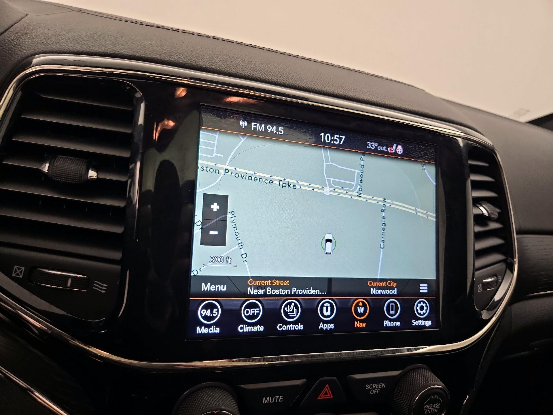 Thumbnail: 2020 Jeep Grand Cherokee - 14