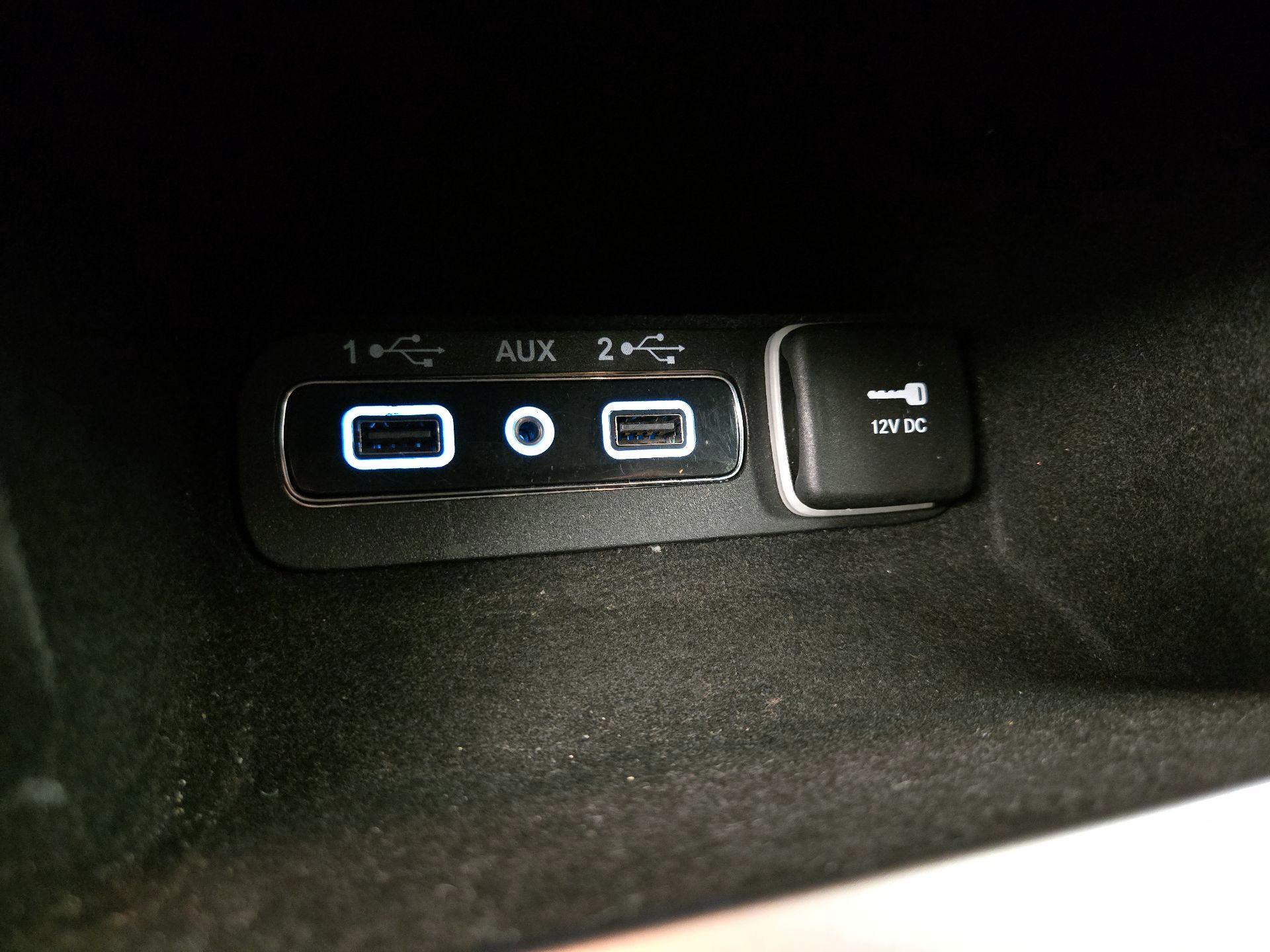 Thumbnail: 2020 Jeep Grand Cherokee - 19