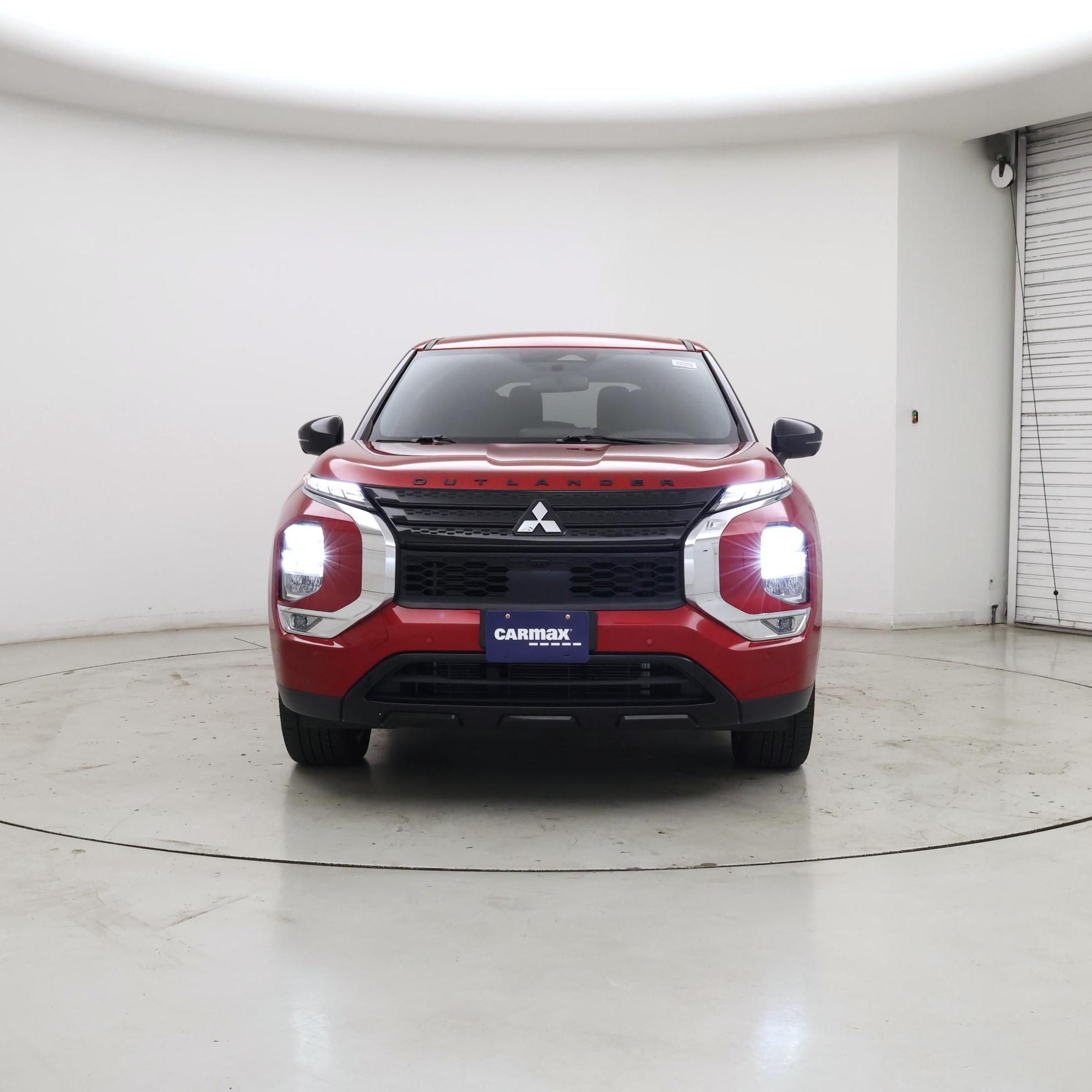 Thumbnail: 2023 Mitsubishi Outlander - 5