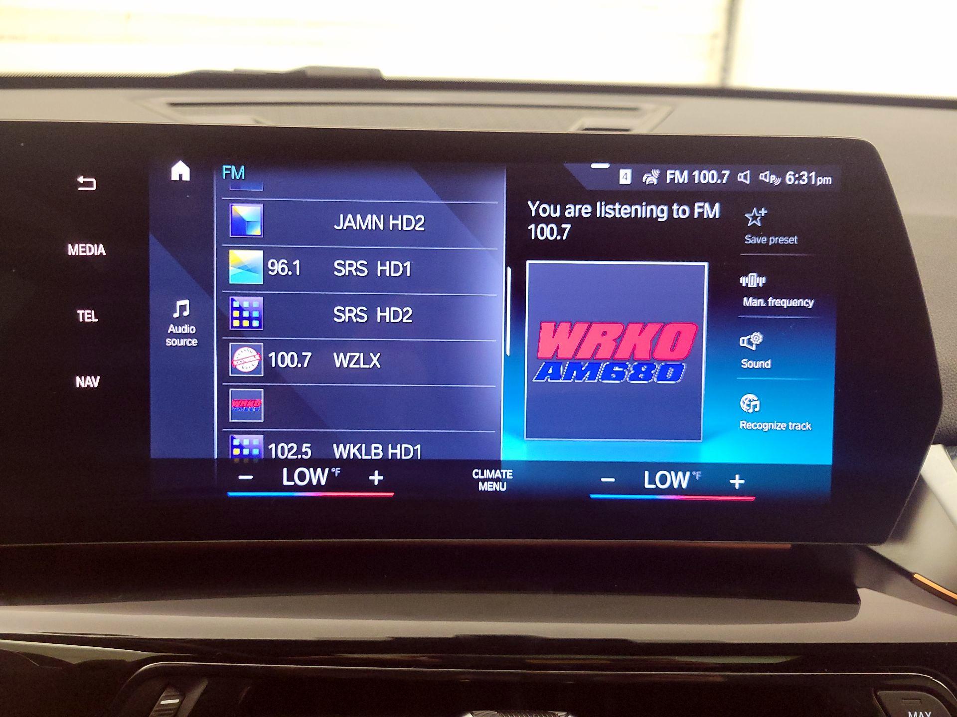 Thumbnail: 2023 BMW X1 - 16