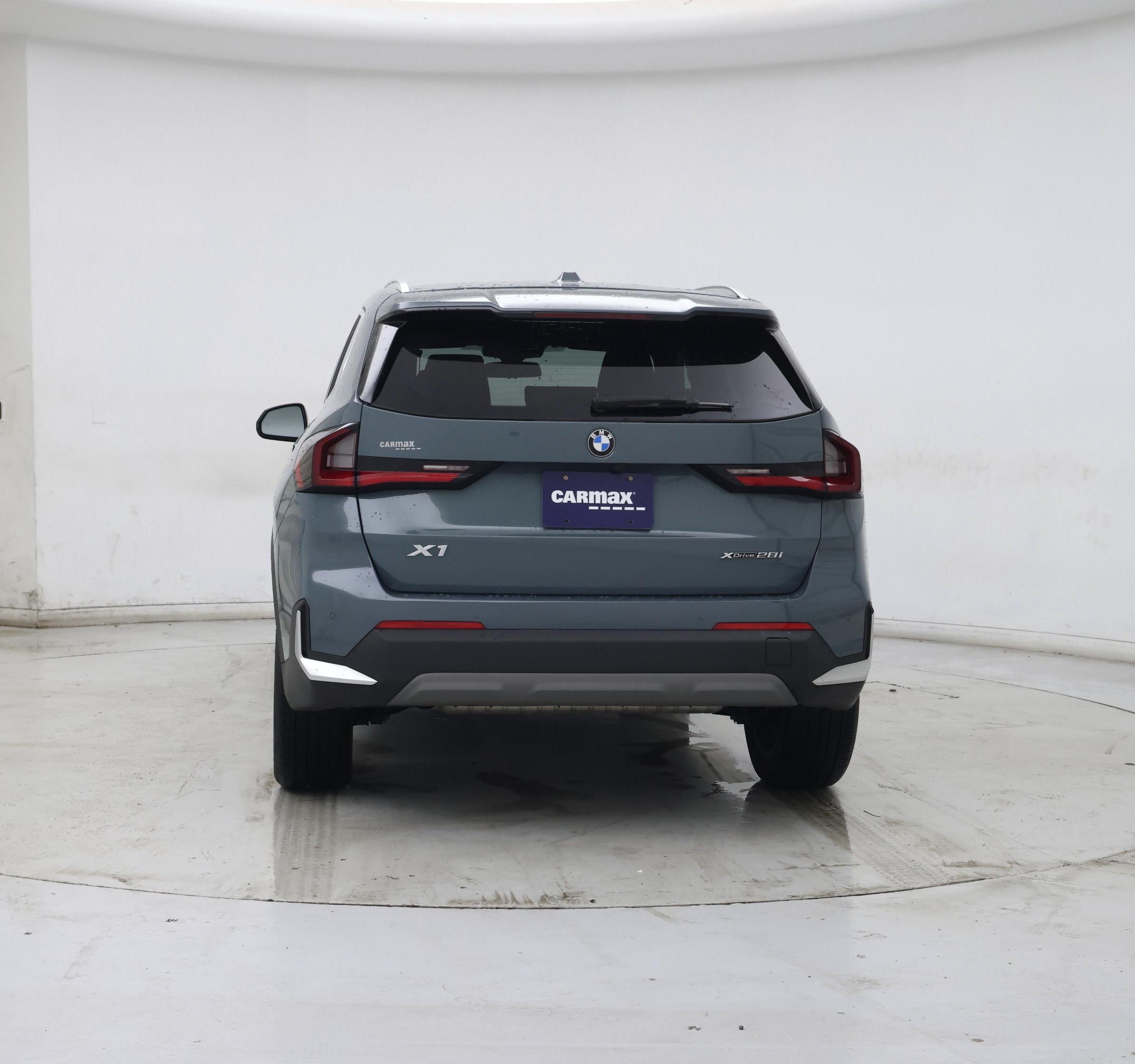 Thumbnail: 2023 BMW X1 - 6