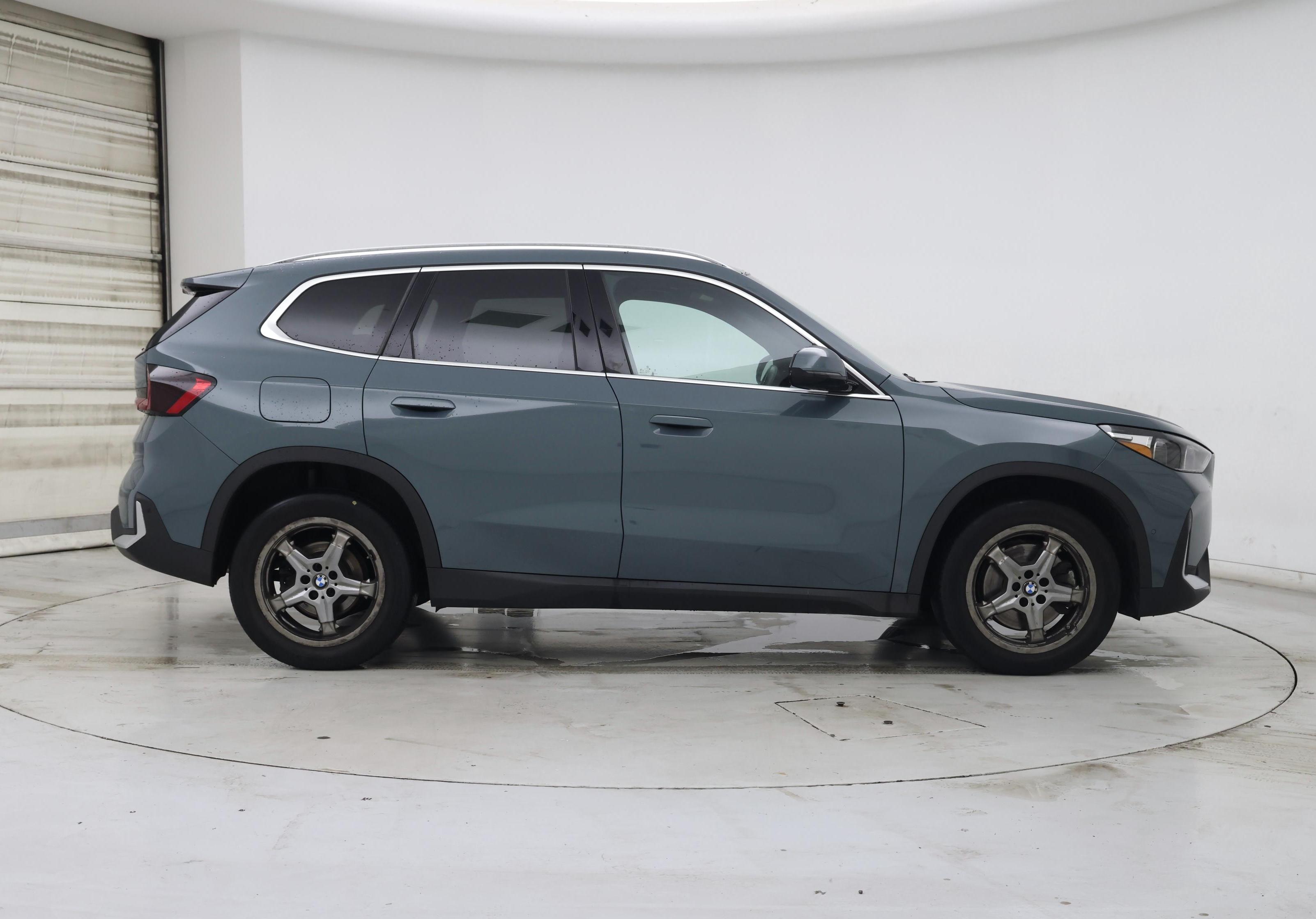 Thumbnail: 2023 BMW X1 - 7