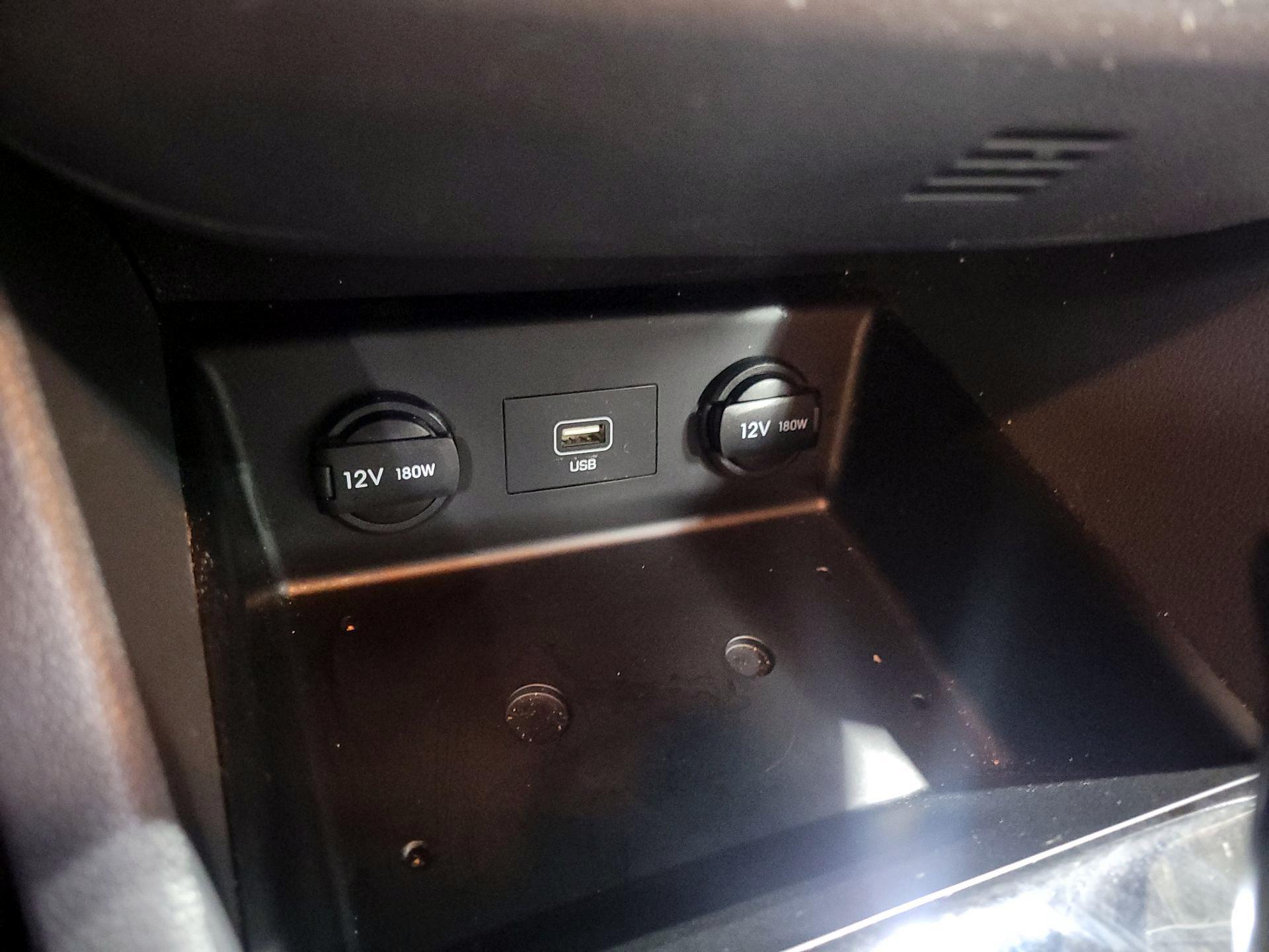 Thumbnail: 2020 Hyundai Ioniq - 18