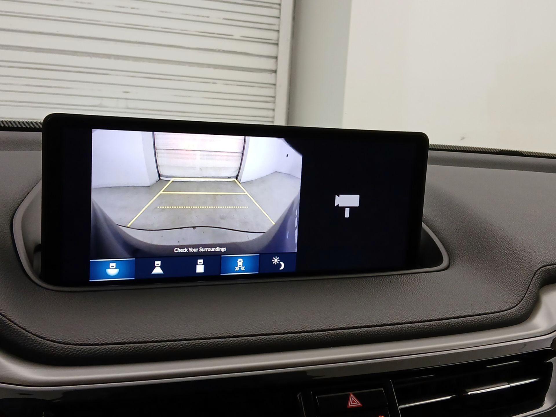 Thumbnail: 2023 Acura MDX - 14