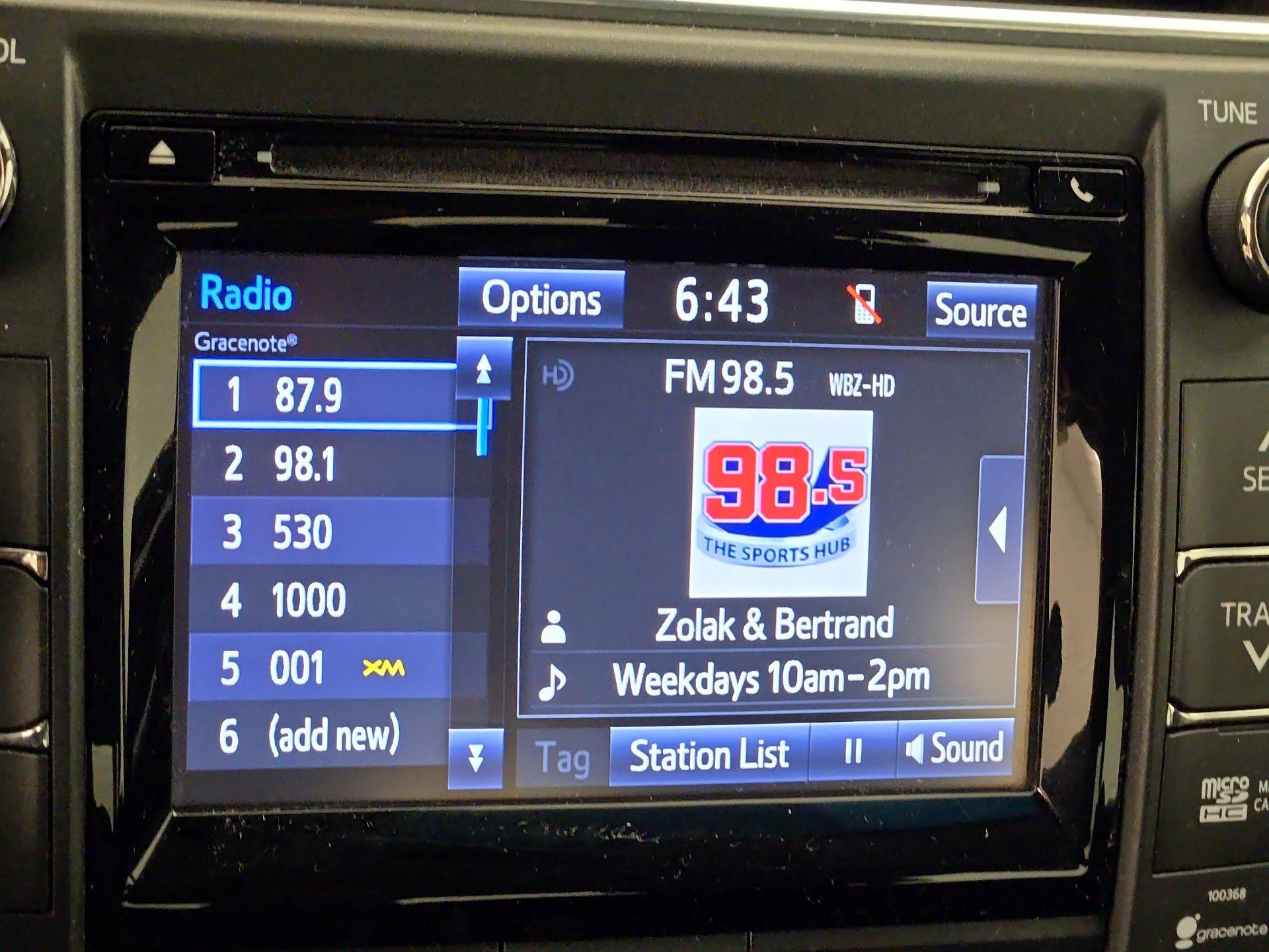 Thumbnail: 2015 Toyota Camry - 16