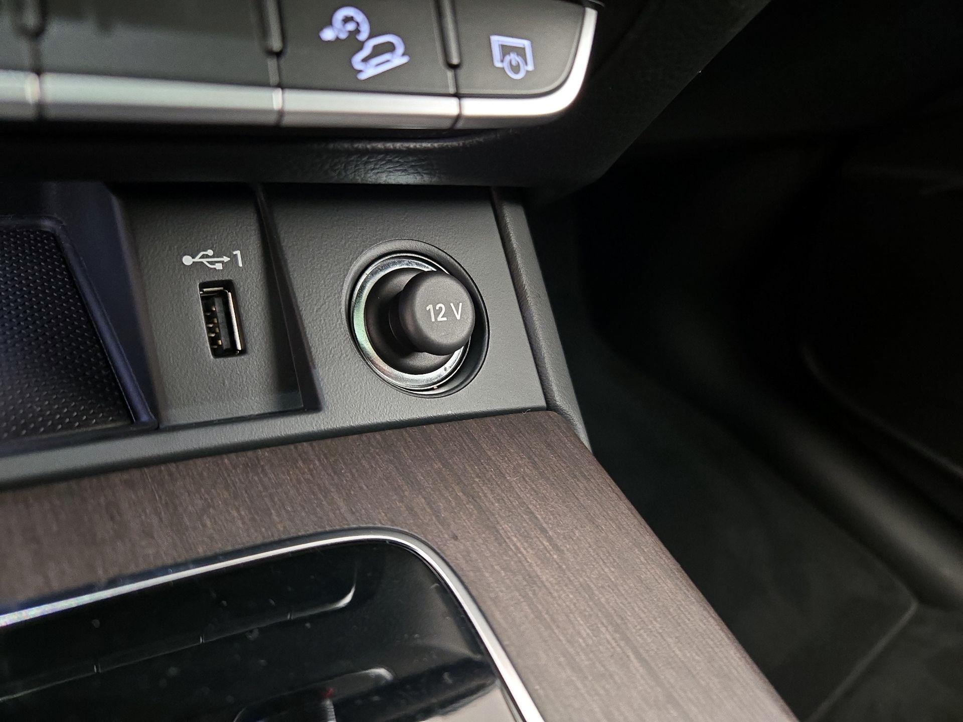 Thumbnail: 2022 Audi Q5 - 18