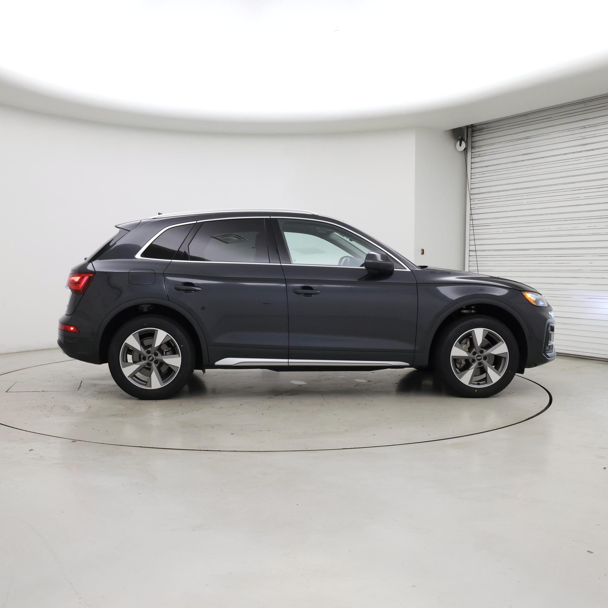 Thumbnail: 2022 Audi Q5 - 7