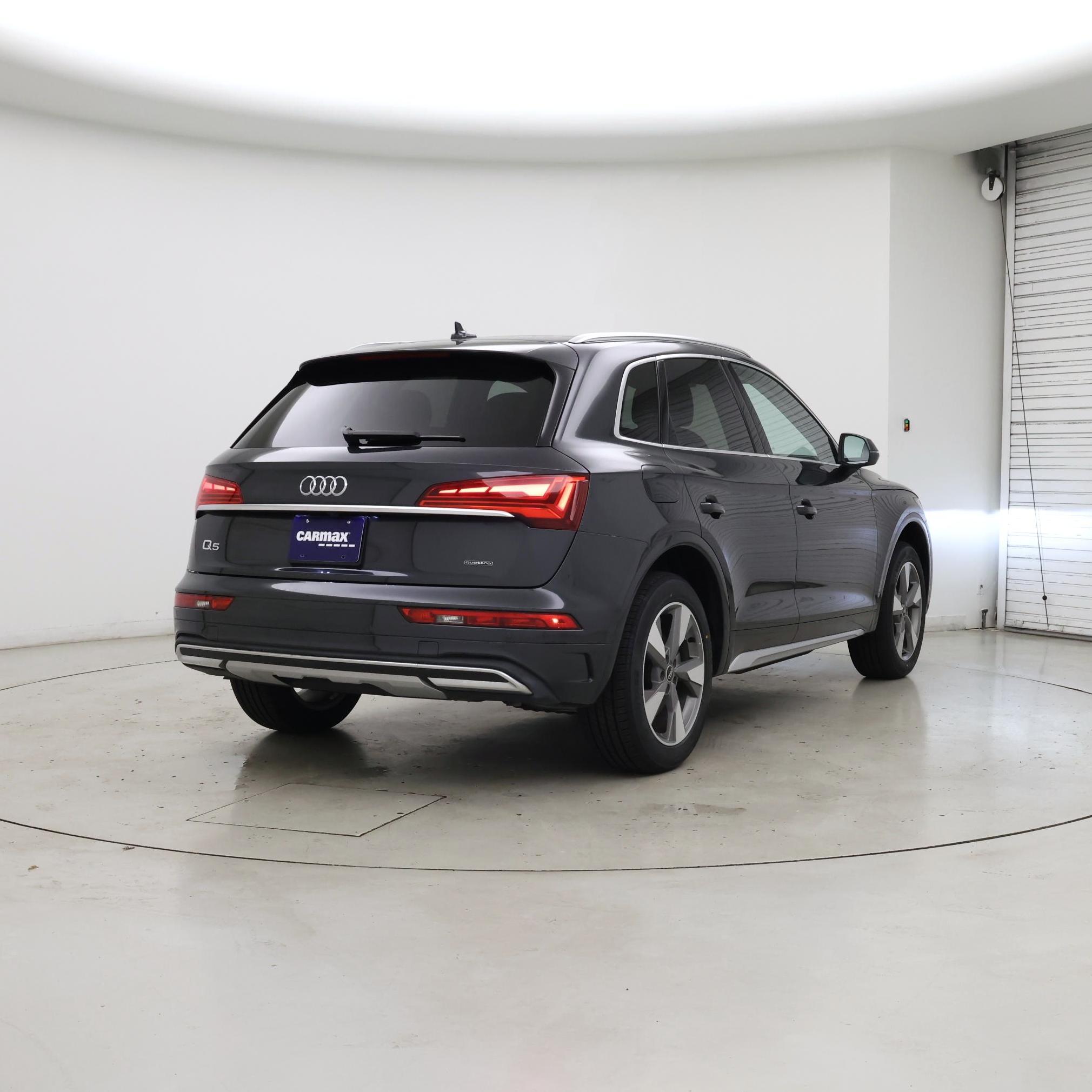 Thumbnail: 2022 Audi Q5 - 8