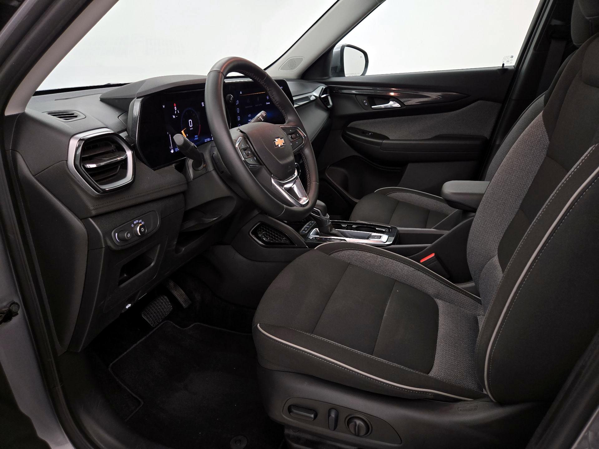 Thumbnail: 2024 Chevrolet TrailBlazer - 11