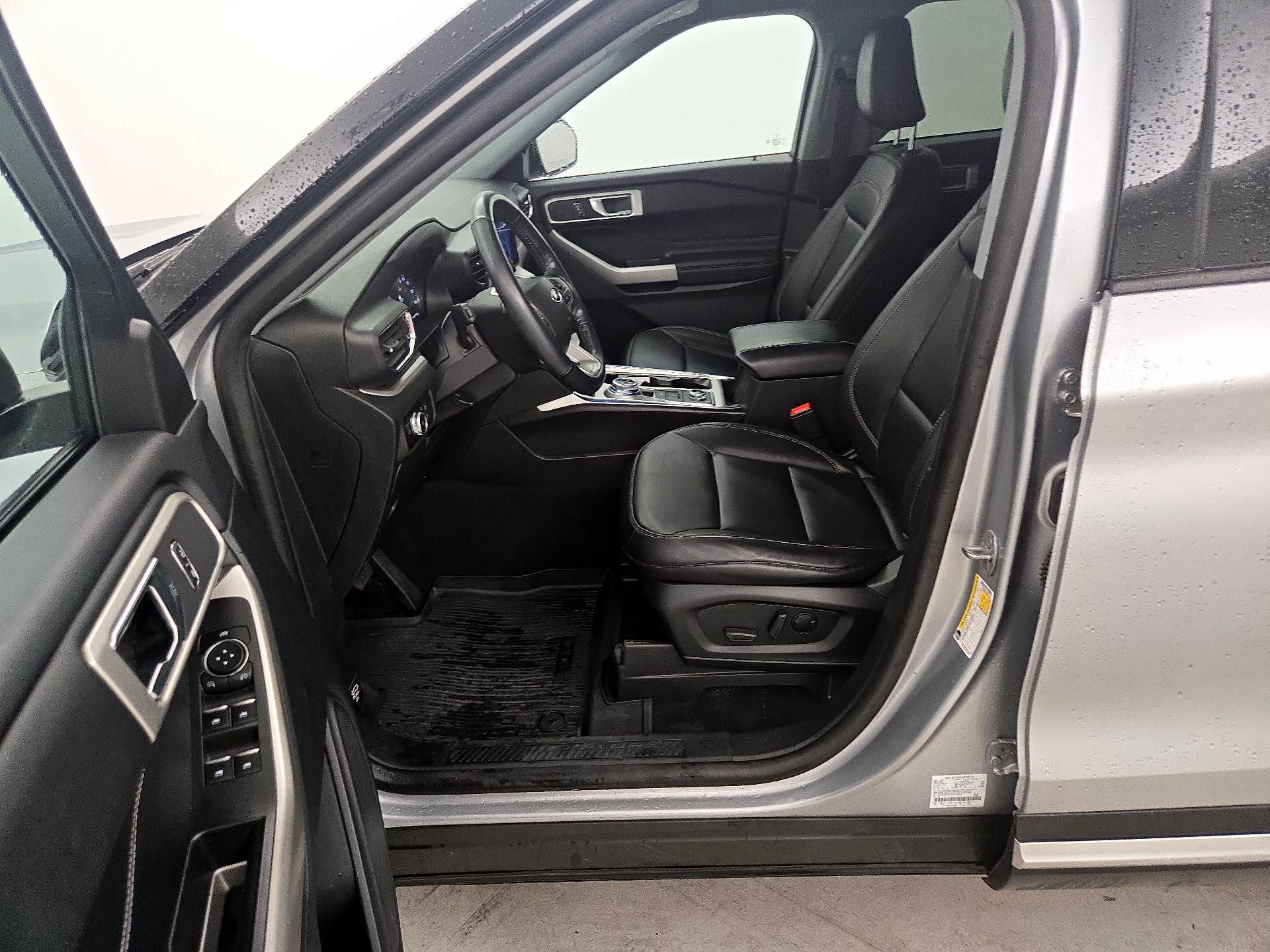 Thumbnail: 2022 Ford Explorer - 11