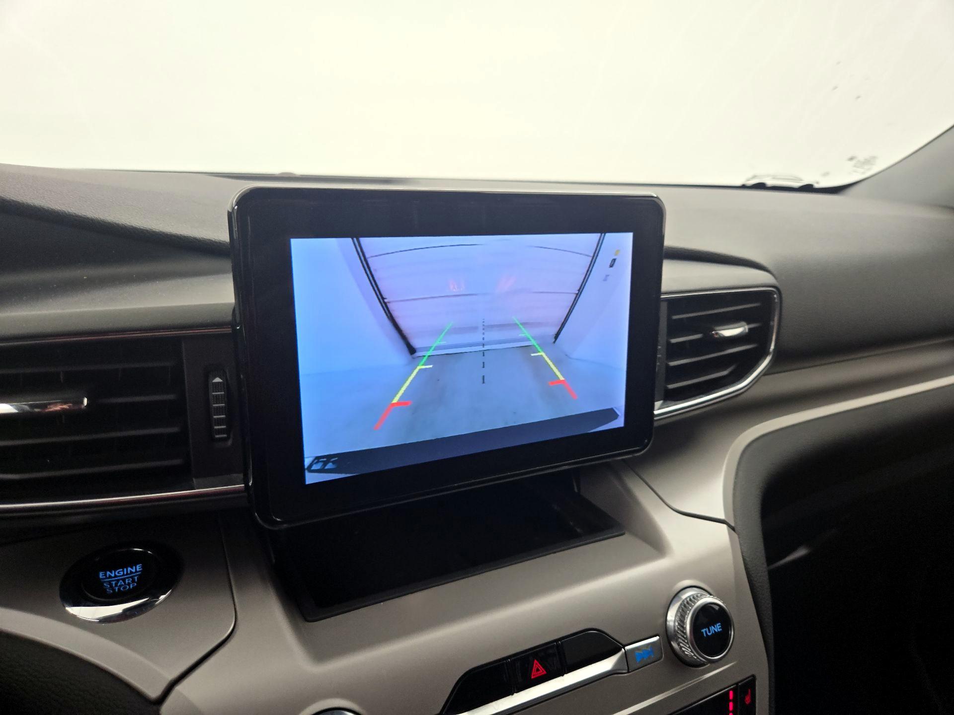 Thumbnail: 2022 Ford Explorer - 15