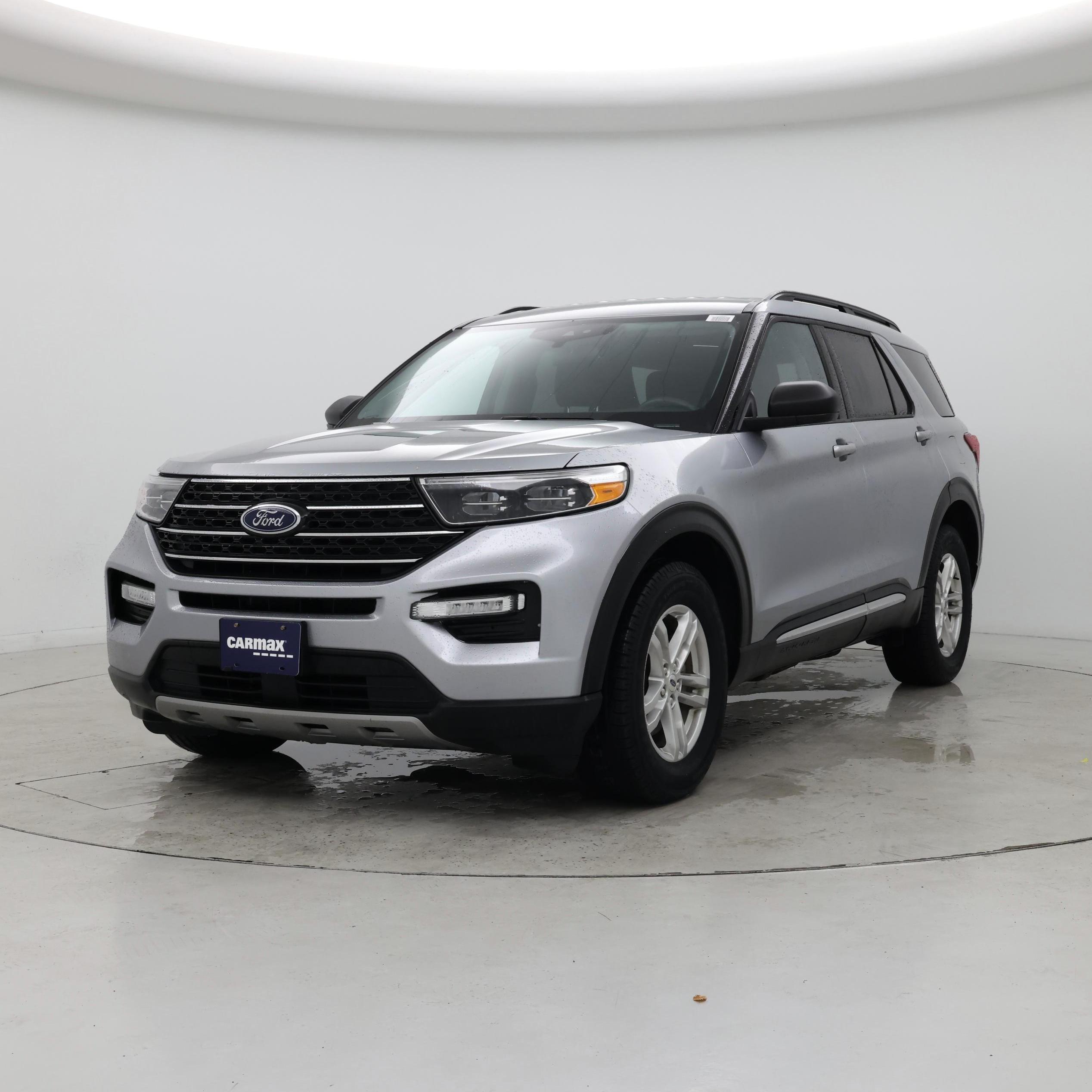 Thumbnail: 2022 Ford Explorer - 4