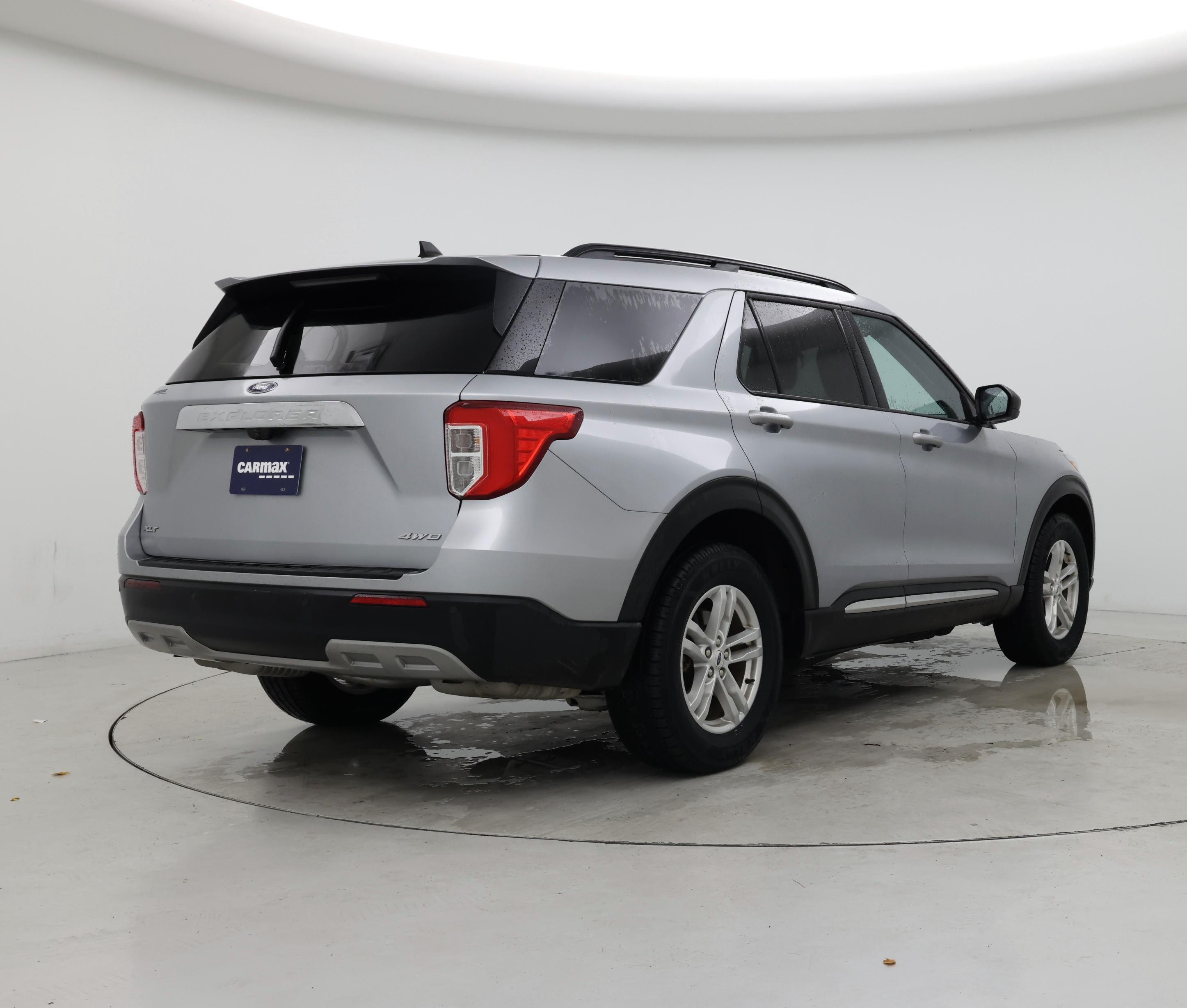 Thumbnail: 2022 Ford Explorer - 8