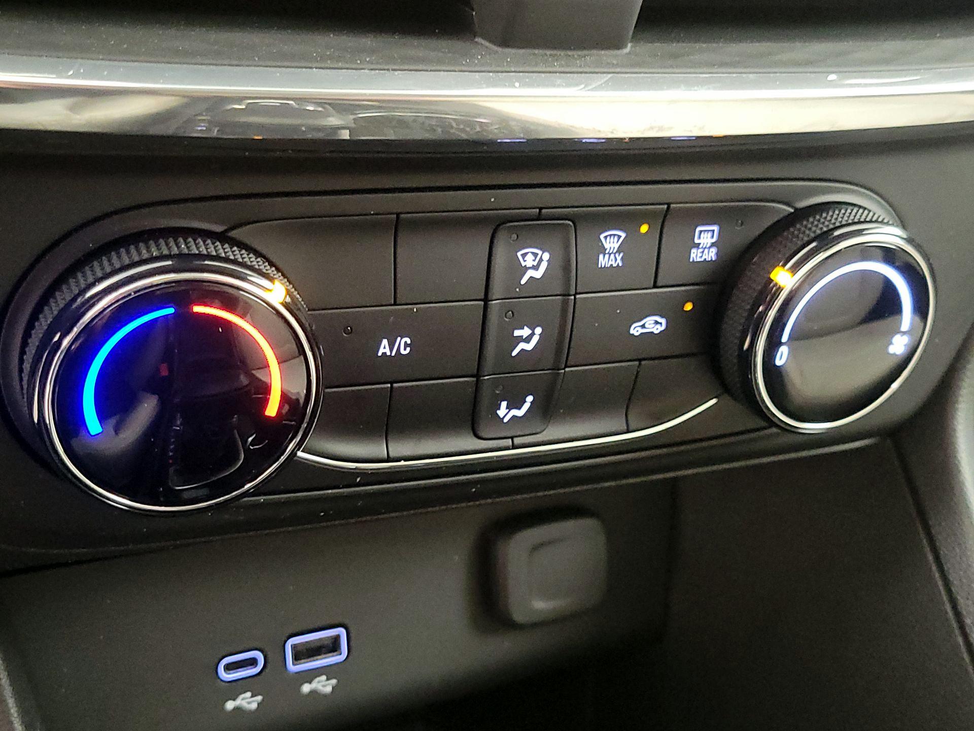 Thumbnail: 2024 Buick Encore GX - 16