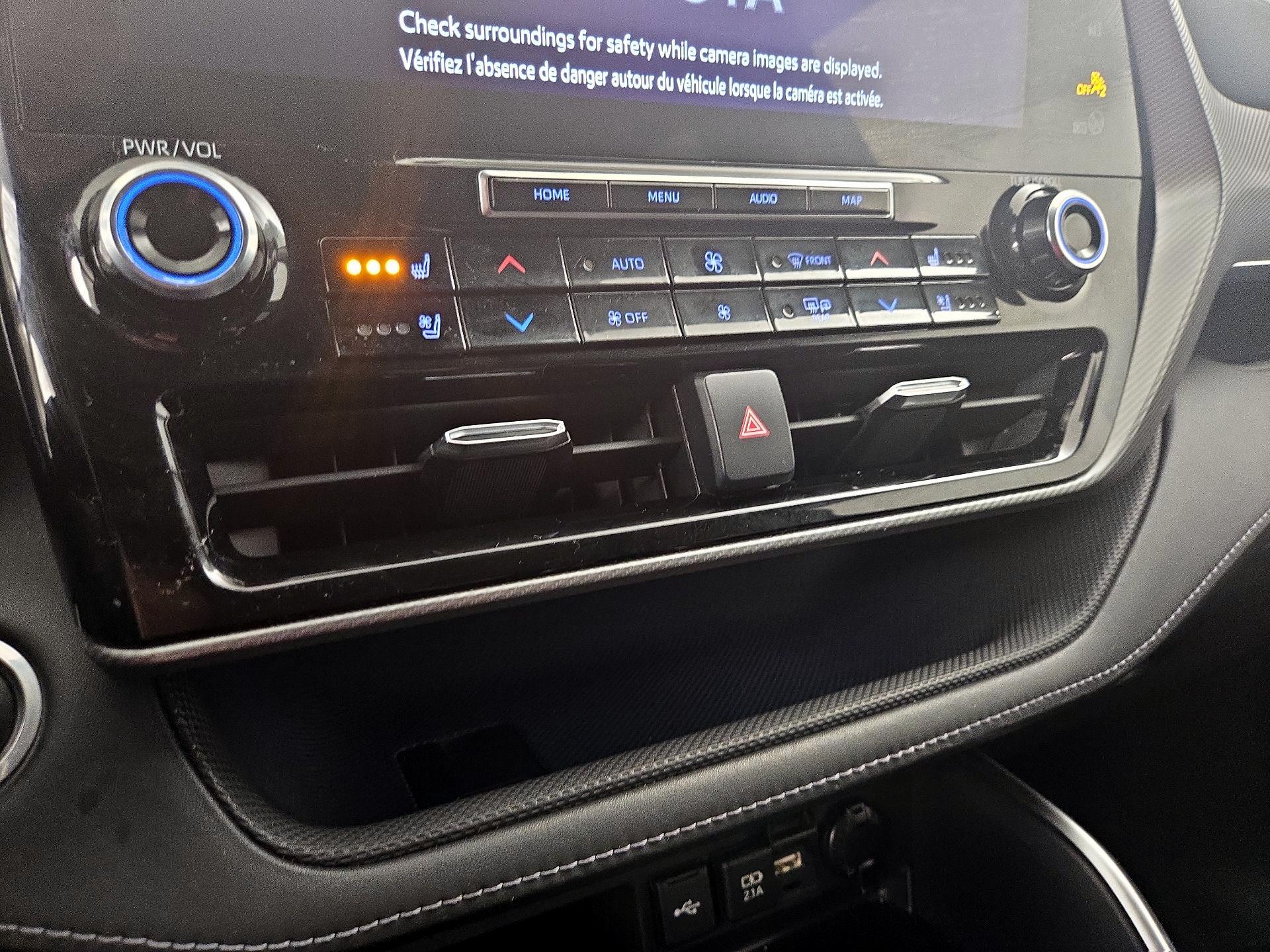 Thumbnail: 2020 Toyota Highlander - 16