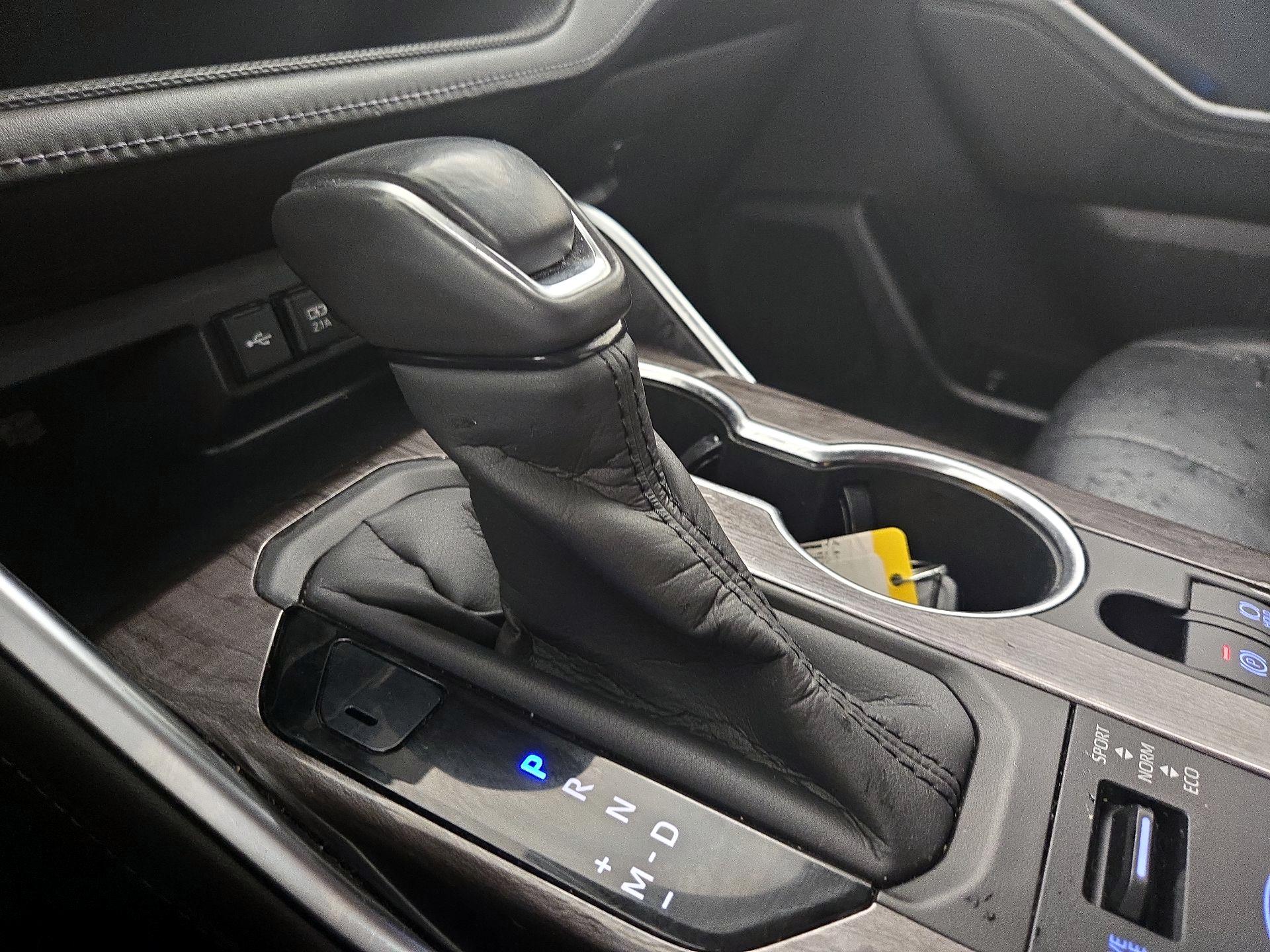 Thumbnail: 2020 Toyota Highlander - 17