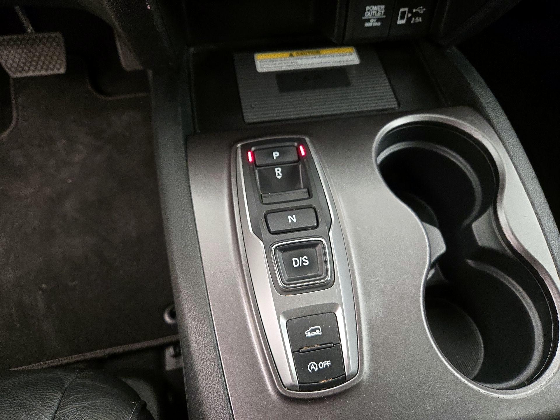 Thumbnail: 2022 Honda Pilot - 17