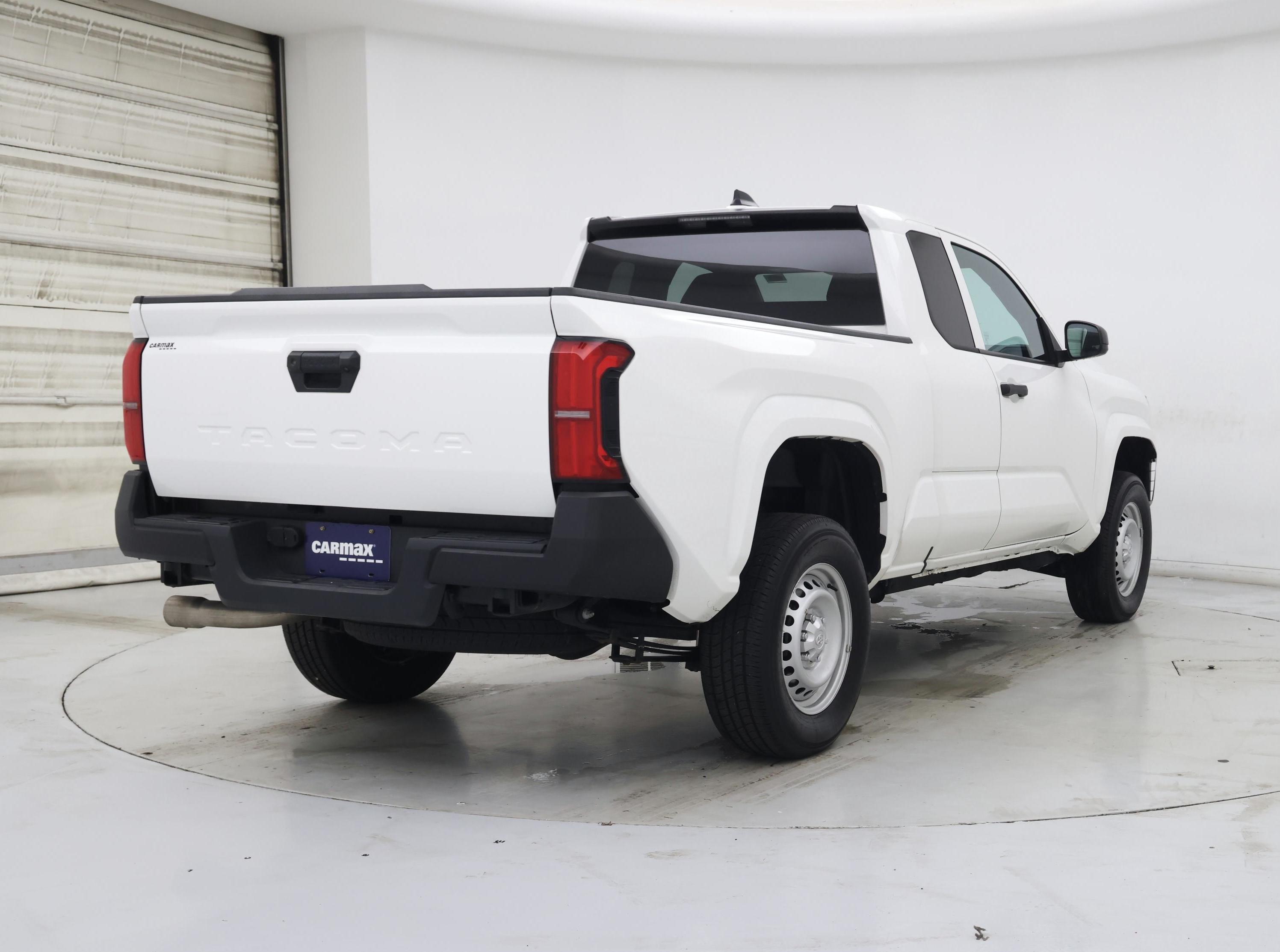 Thumbnail: 2024 Toyota Tacoma - 8