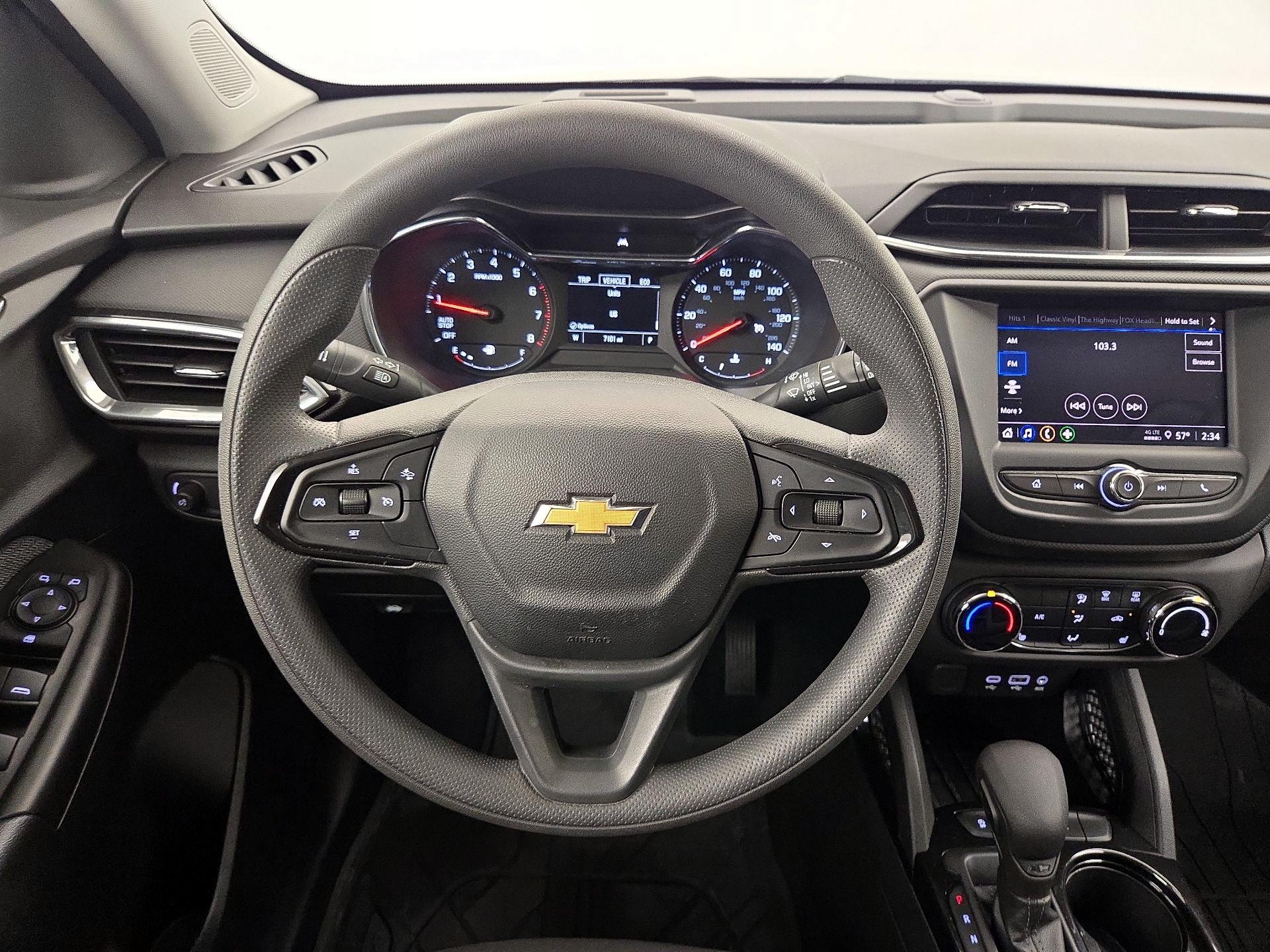 Thumbnail: 2023 Chevrolet TrailBlazer - 10